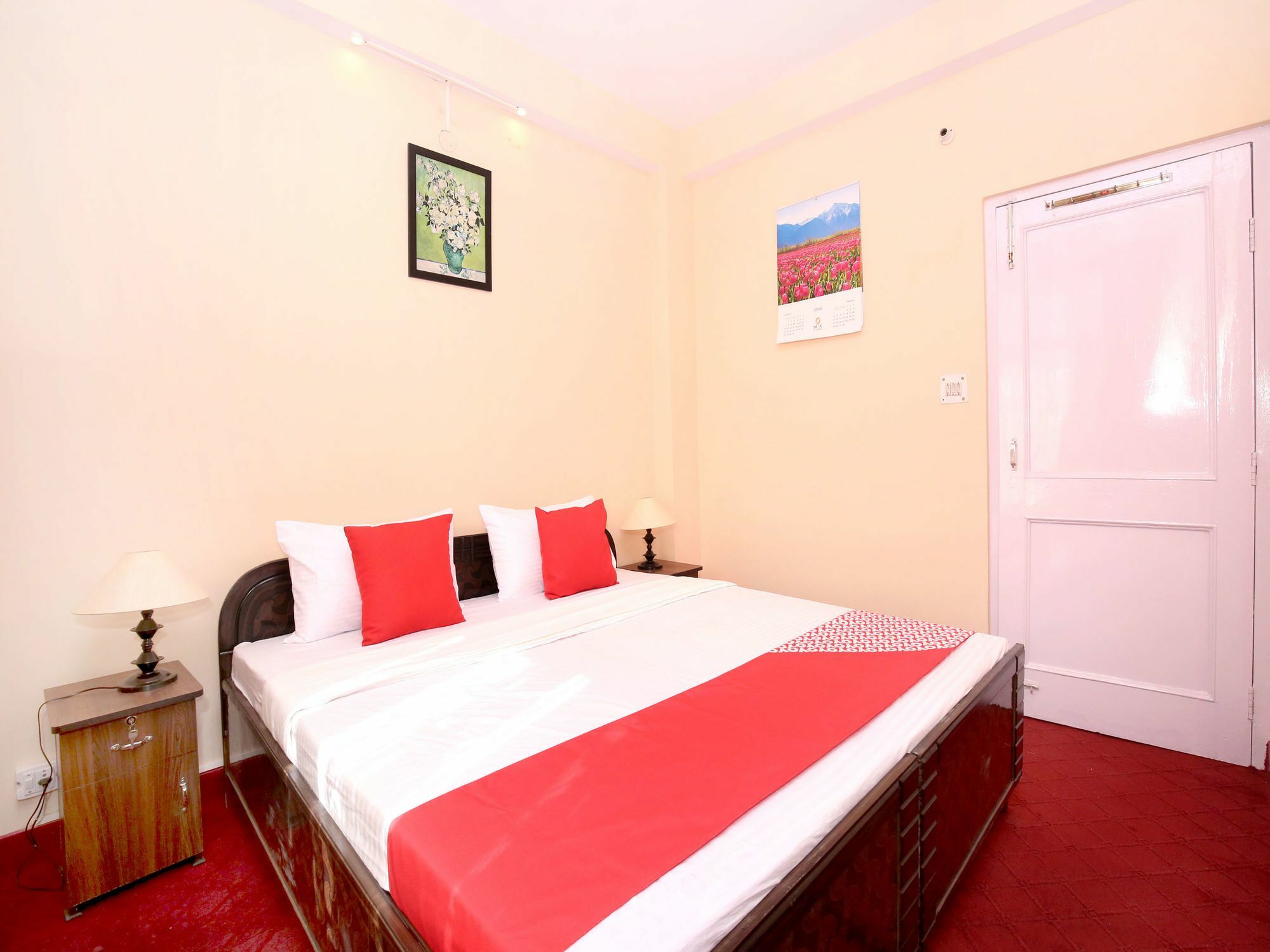Oyo 12793 2bhk New * Shimla