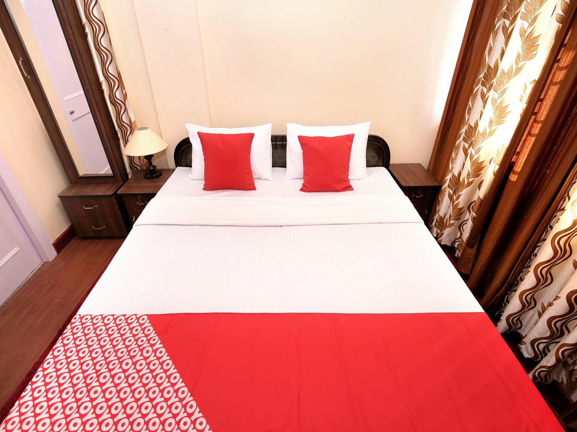 Oyo 12793 2bhk New *