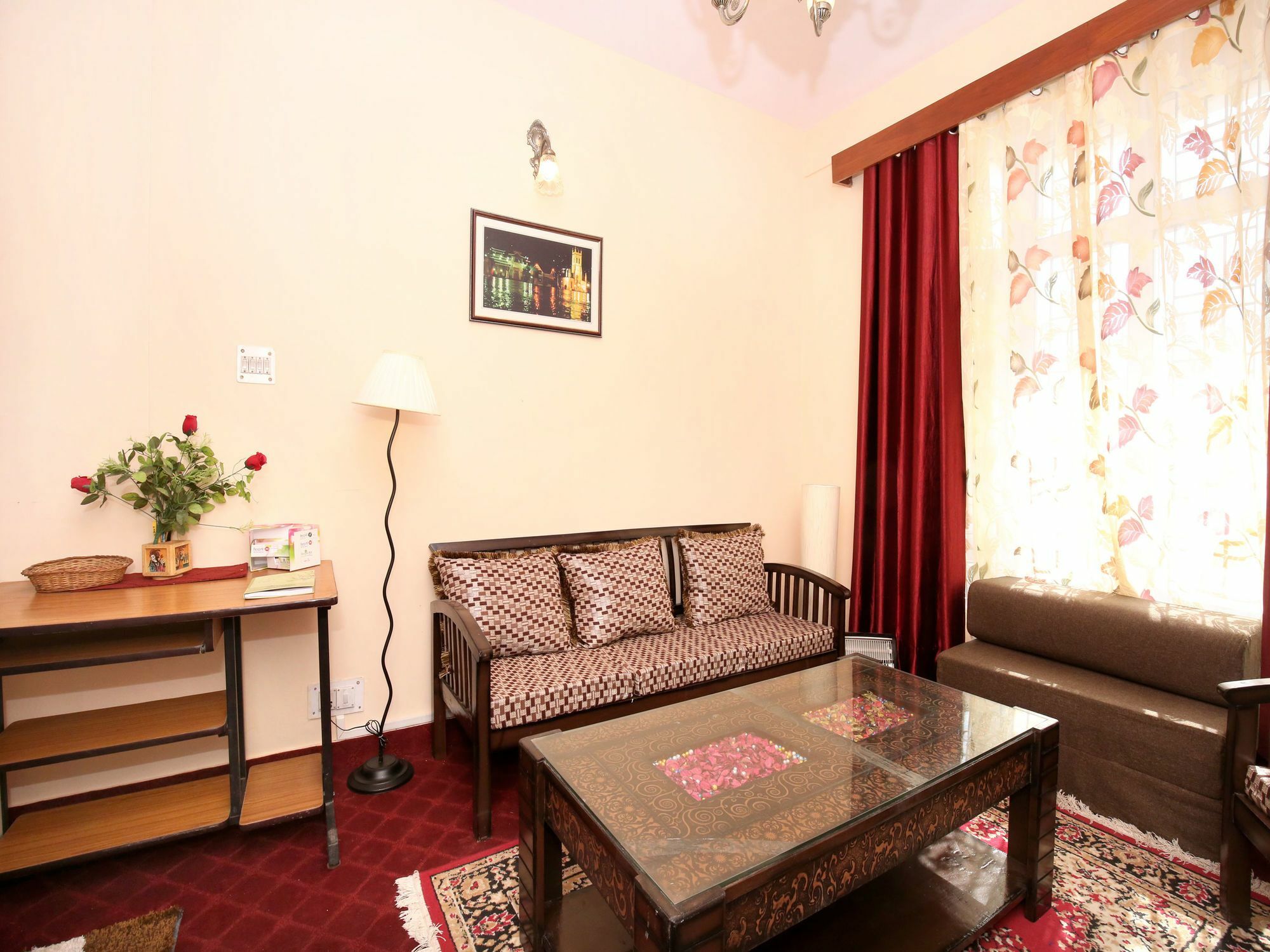 Oyo 12793 2bhk New