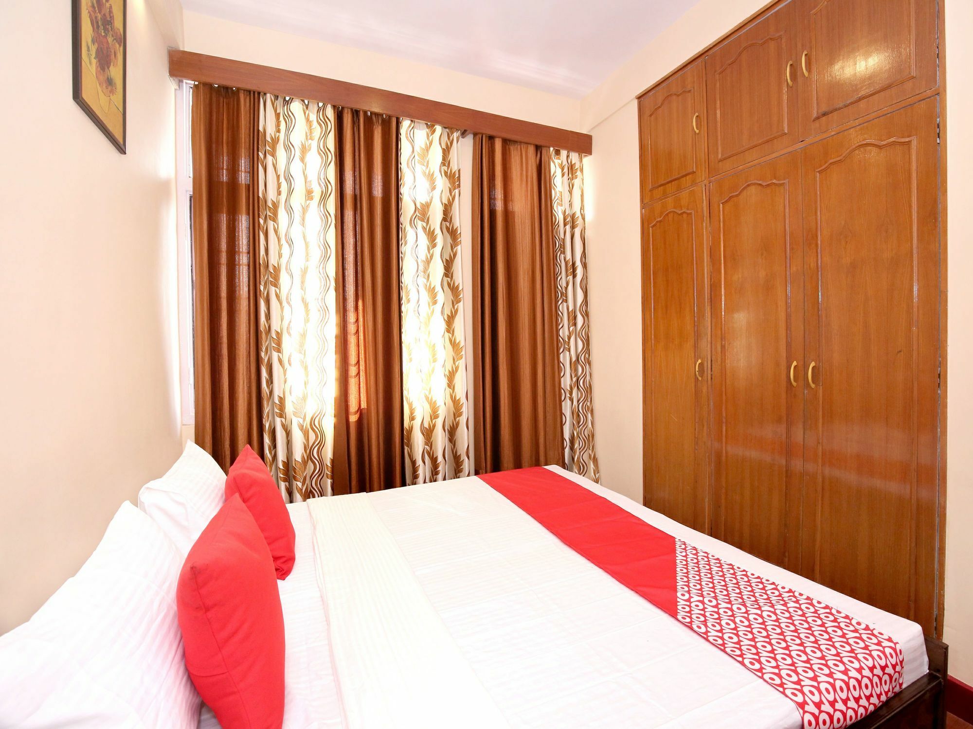Apartment Oyo 12793 2bhk New *