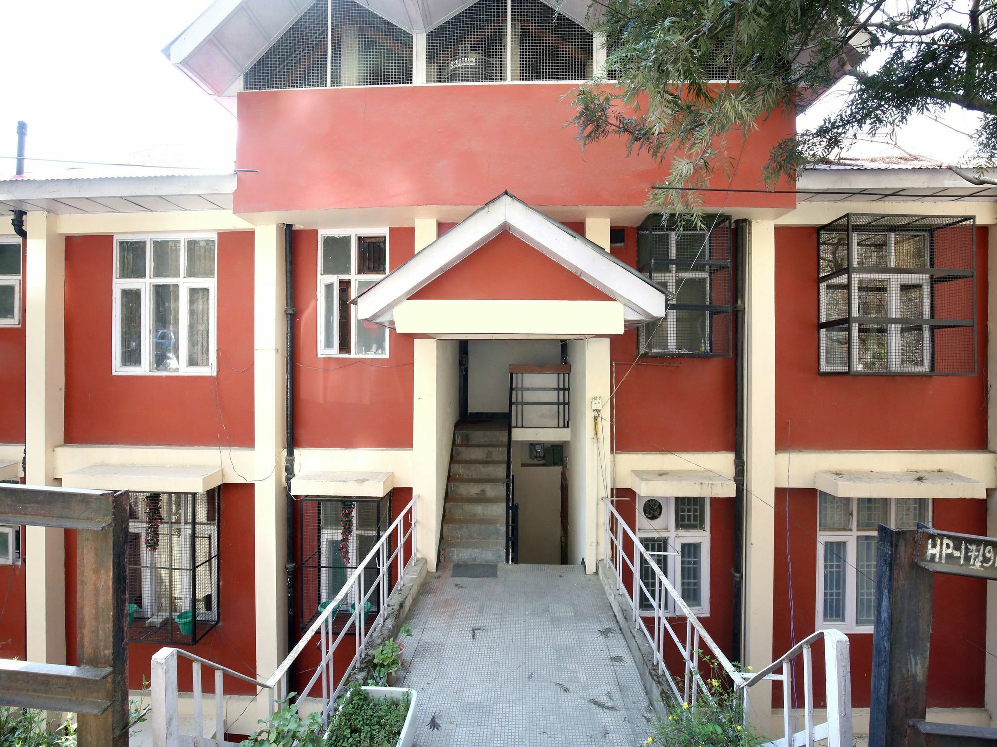 Oyo 12793 2bhk New Apartment