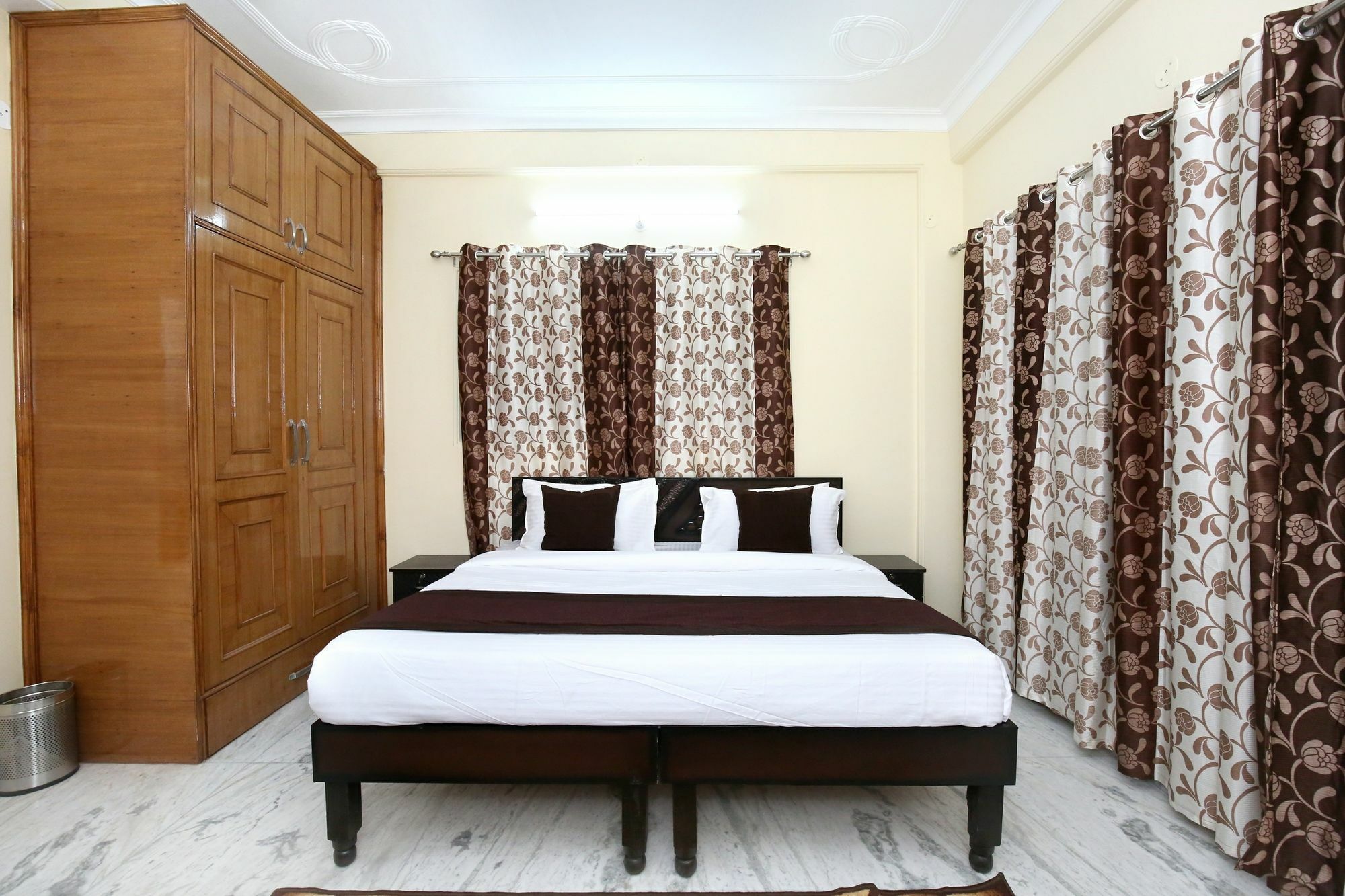 Oyo 10736 2bhk Nandan Mansion Keleston Shimla
