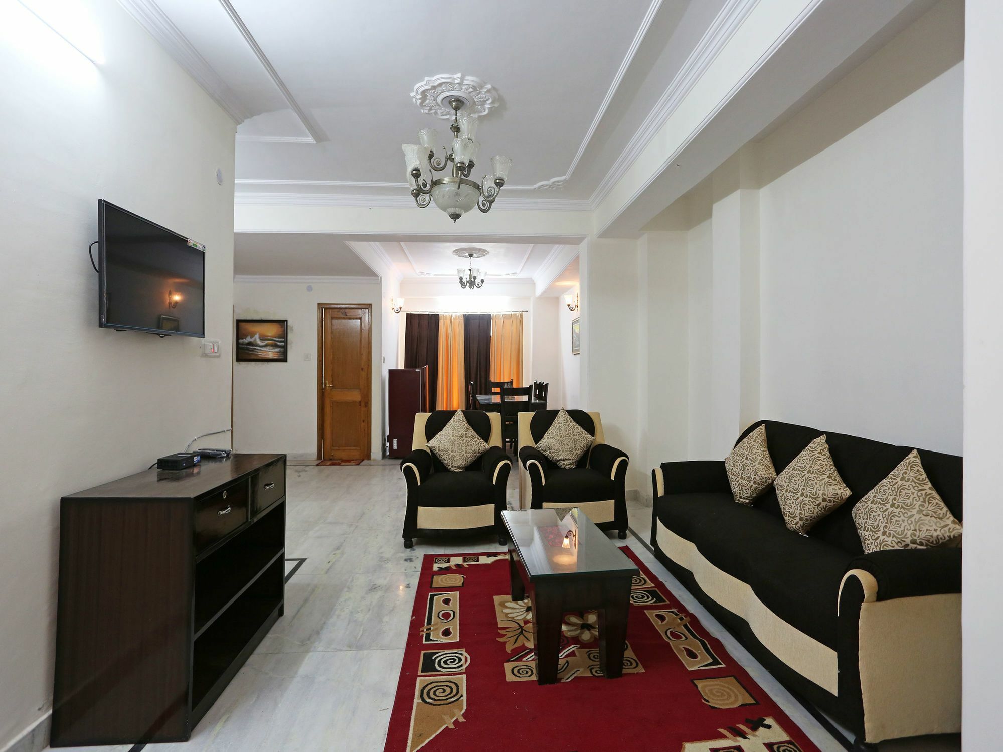 Apartment 4bhk Pinewood Valley *