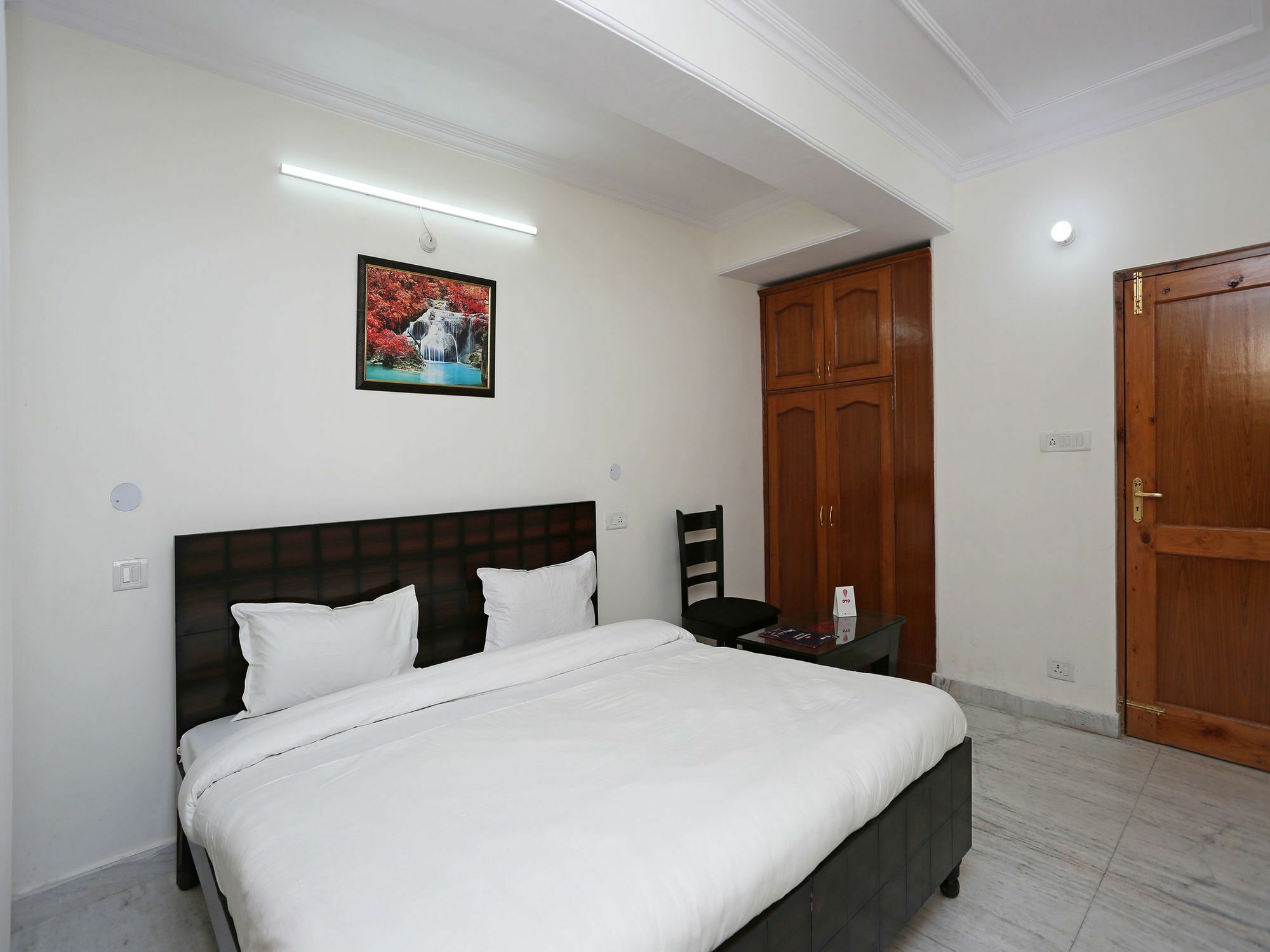 Apartment 4bhk Pinewood Valley
