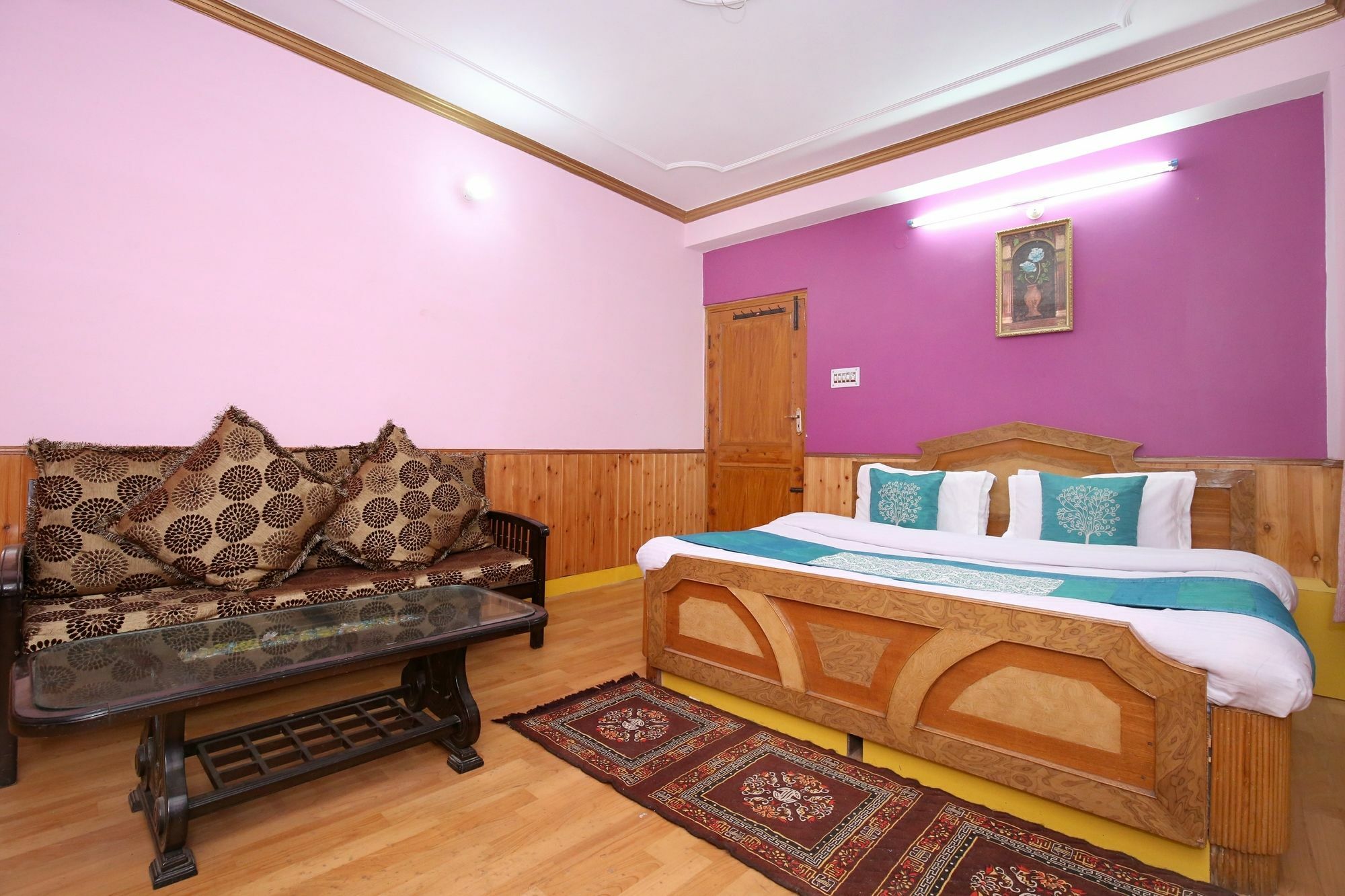 Oyo 10306 Valley View 2 Bhk Bhattakufar Hotel 3*