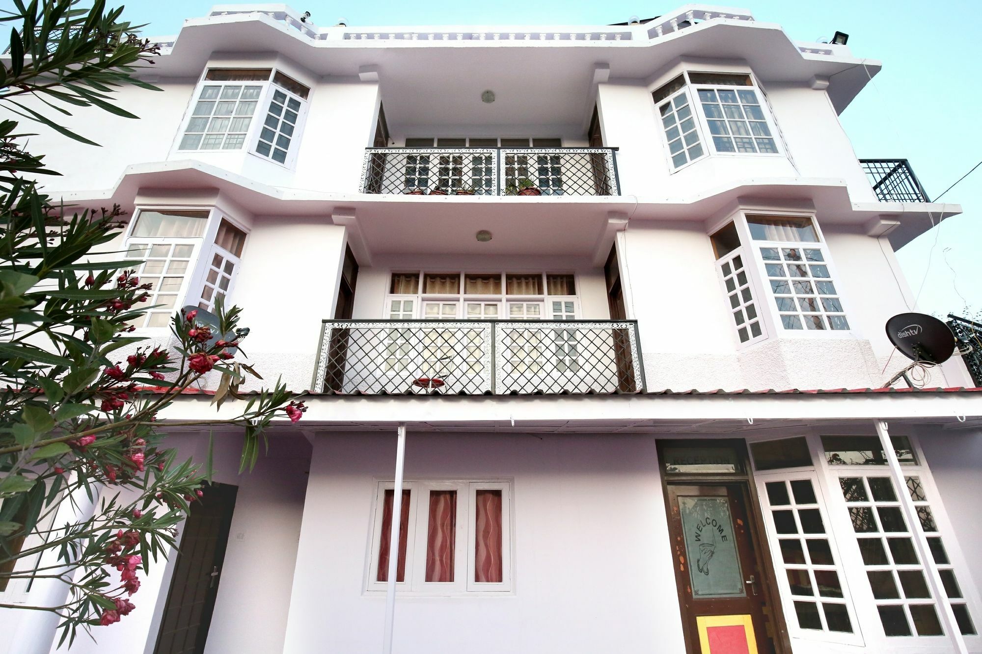 Oyo 10306 Valley View 2 Bhk Bhattakufar 3*
