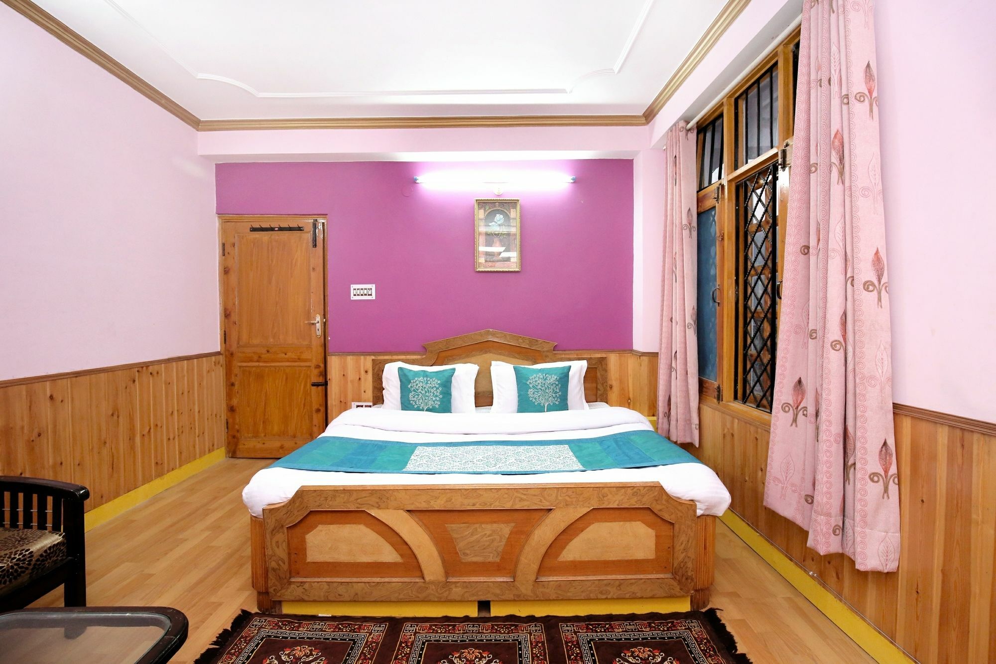 Oyo 10306 Valley View 2 Bhk Bhattakufar Hotel 3*