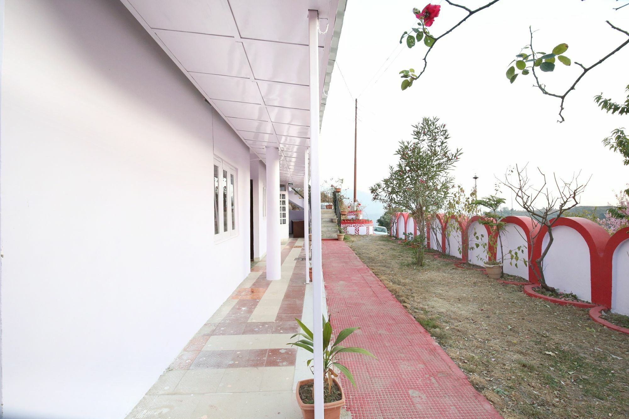 Hotel Oyo 10303 Himsutra Bhatakuffer