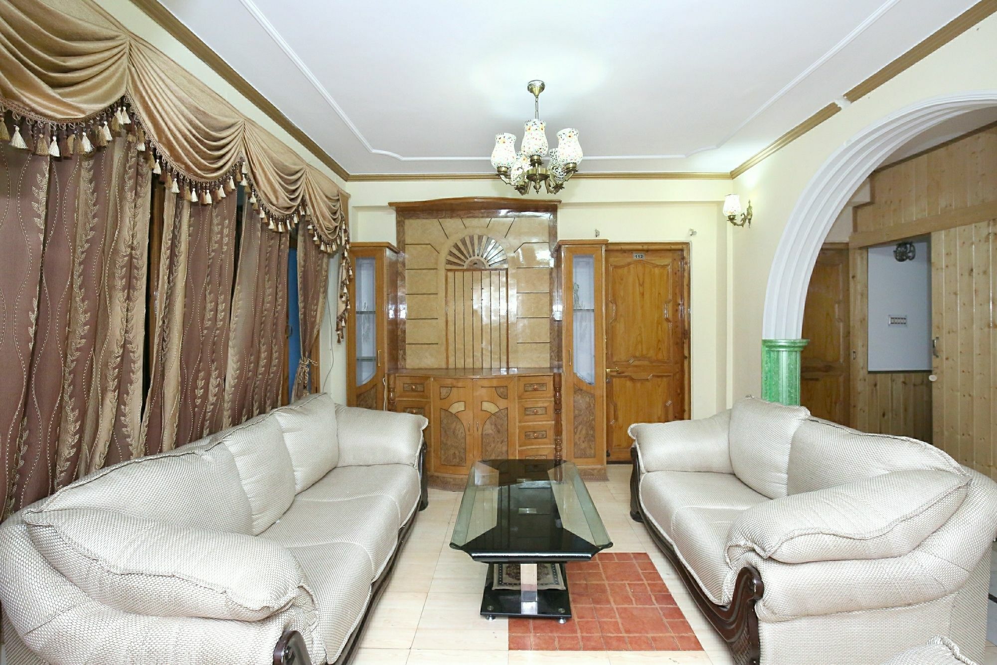 Oyo 10303 Himsutra Bhatakuffer Hotel Shimla