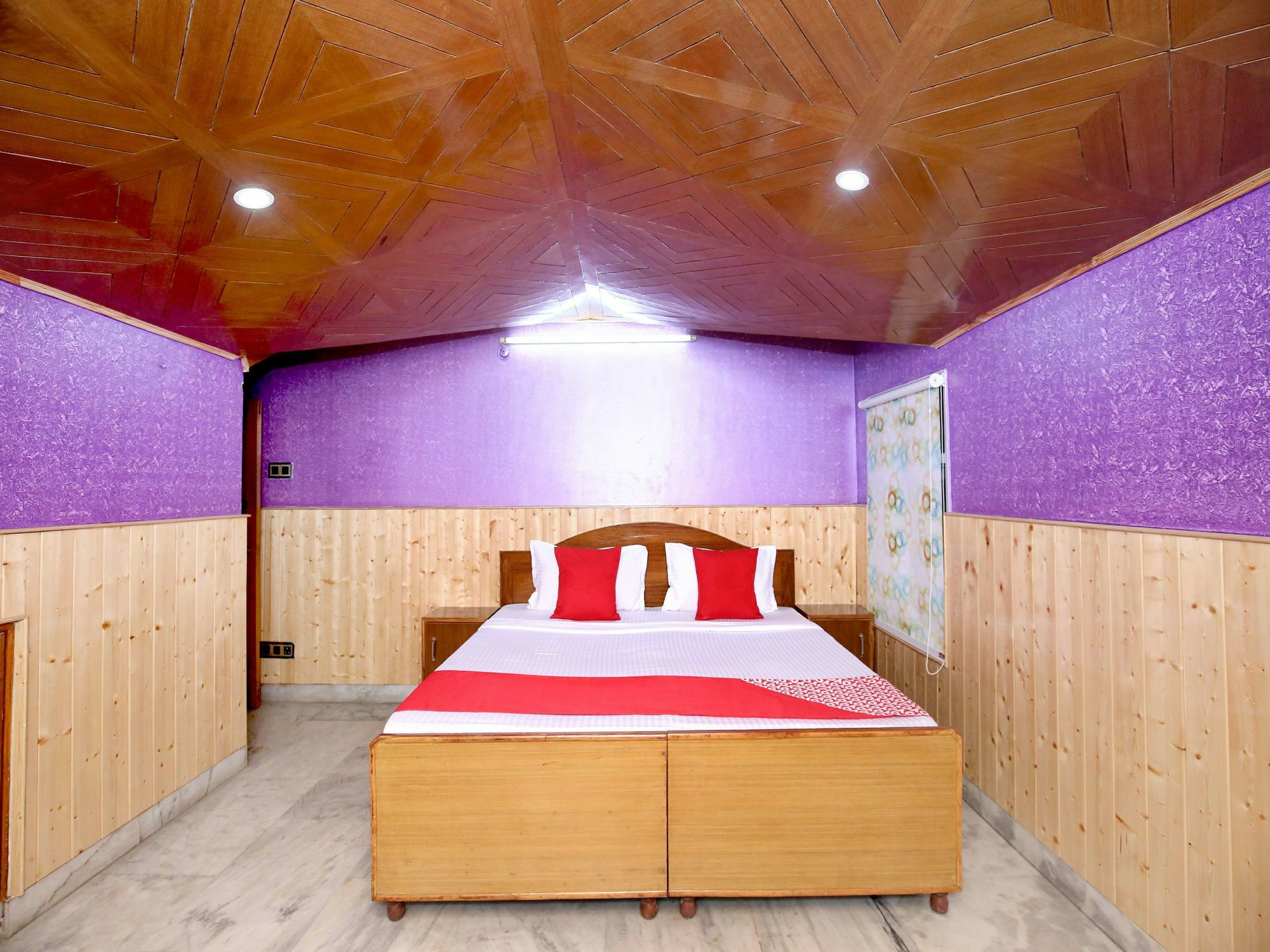Apartment Oyo 13110 Valley View 3bhk Panthaghati Shimla