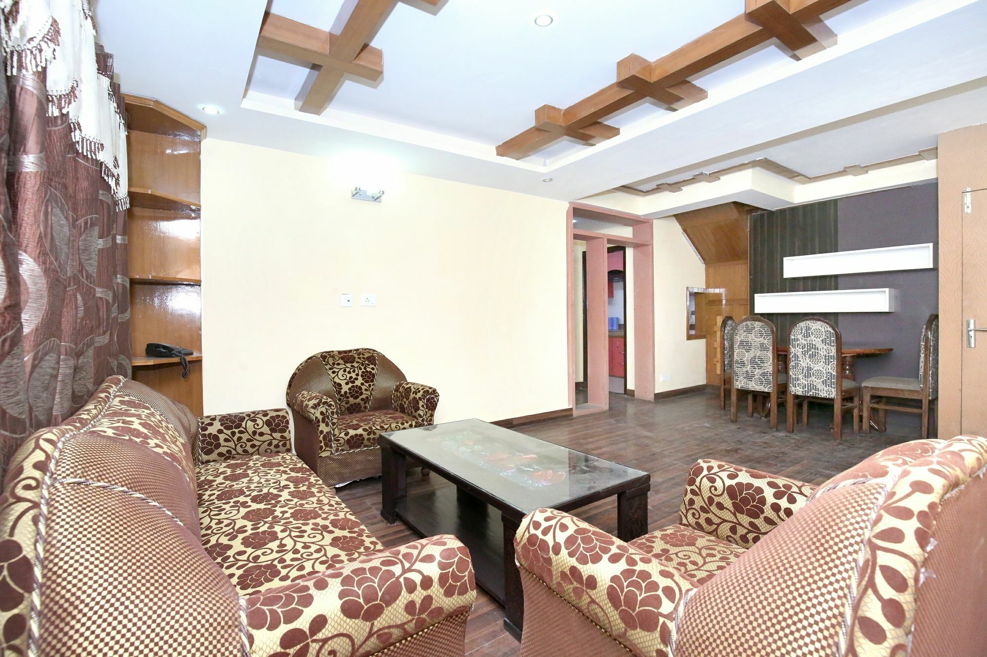 Apartment Oyo 10979 3bhk Hill View Kaithu *