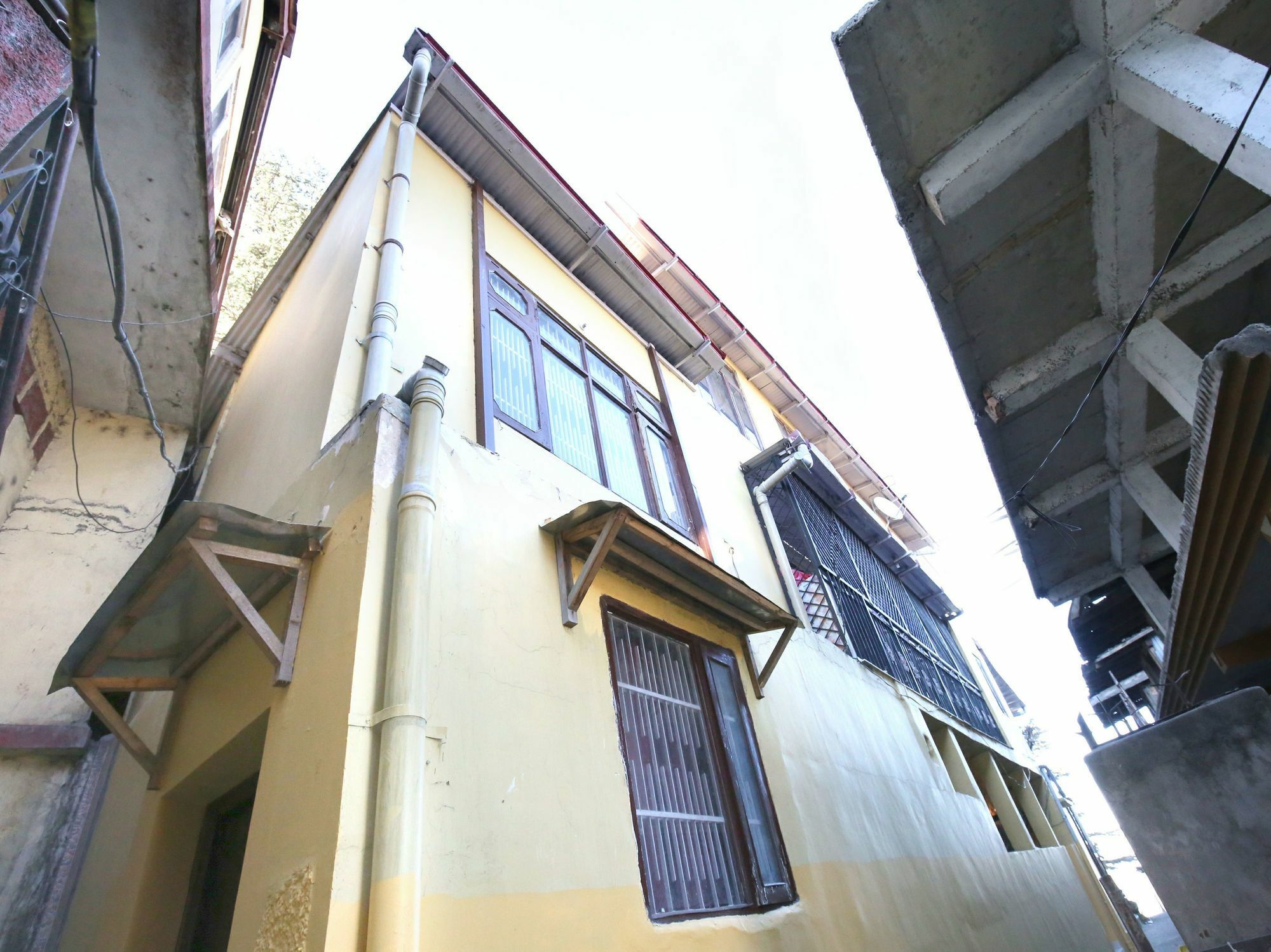 Modern 3bhk Sanjauli Market Apartment Shimla