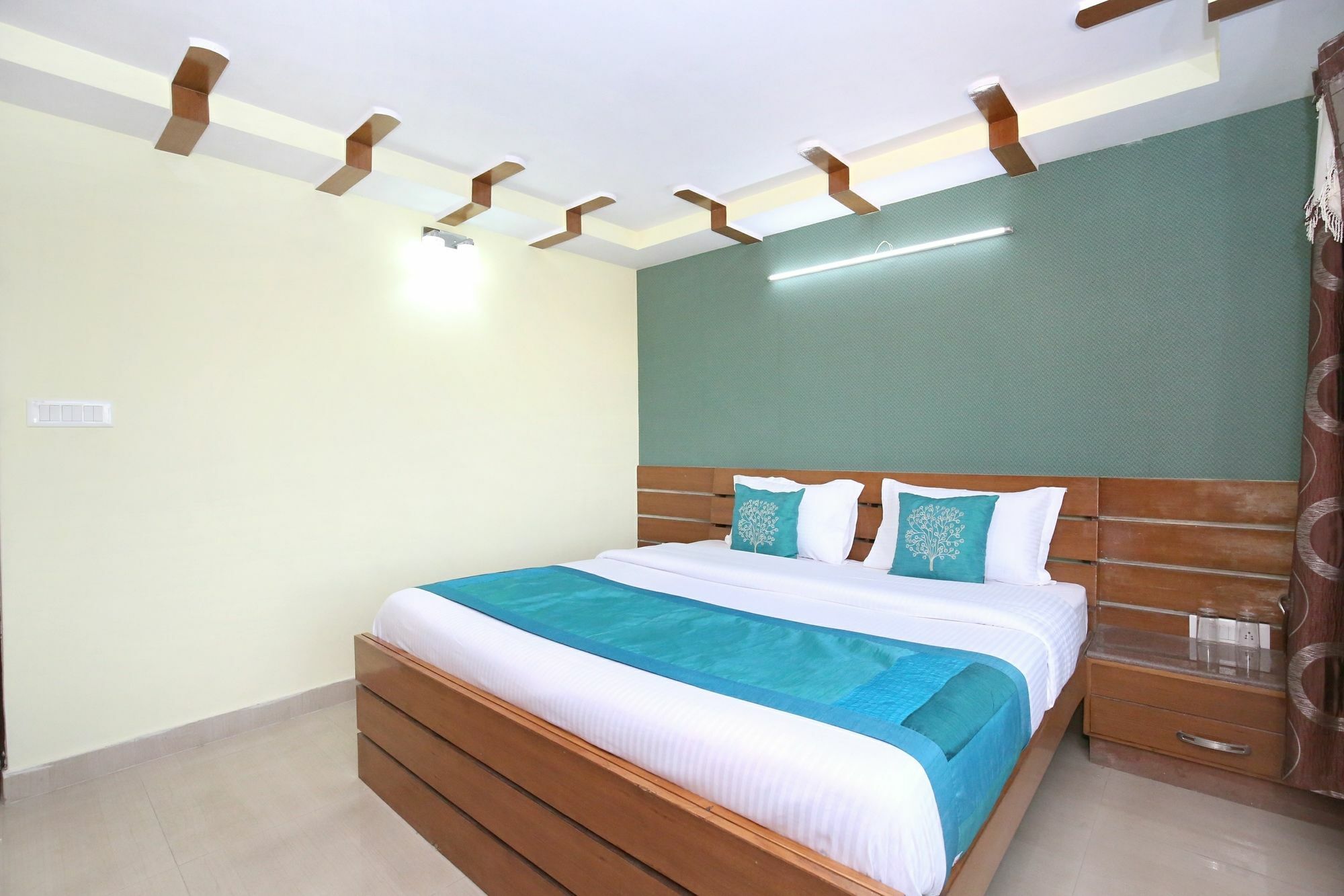 Apartment Oyo 10979 3bhk Hill View Kaithu