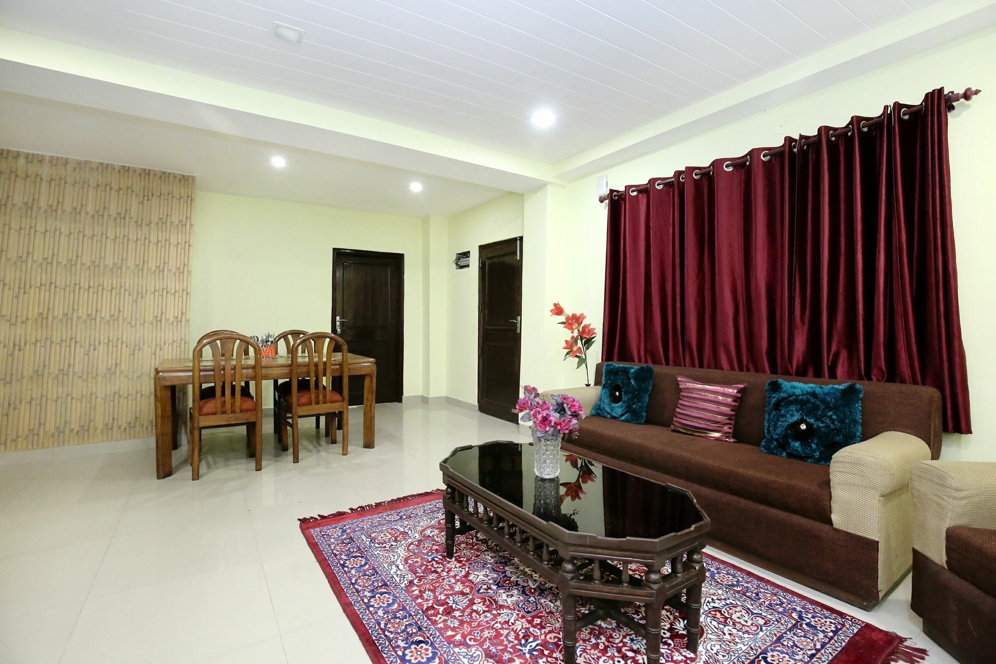Apartment Modern 3bhk Sanjauli Market *