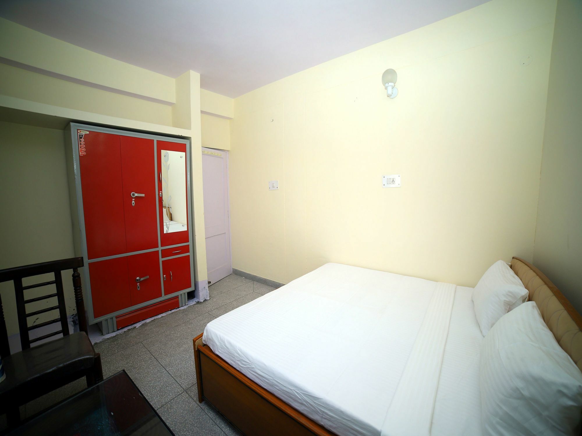 Oyo 12697 Valley View New