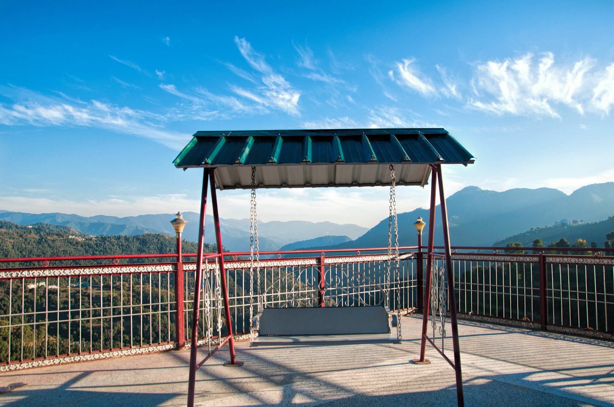 Oyo 14106 Exotic Hill View Shoghi Homestay