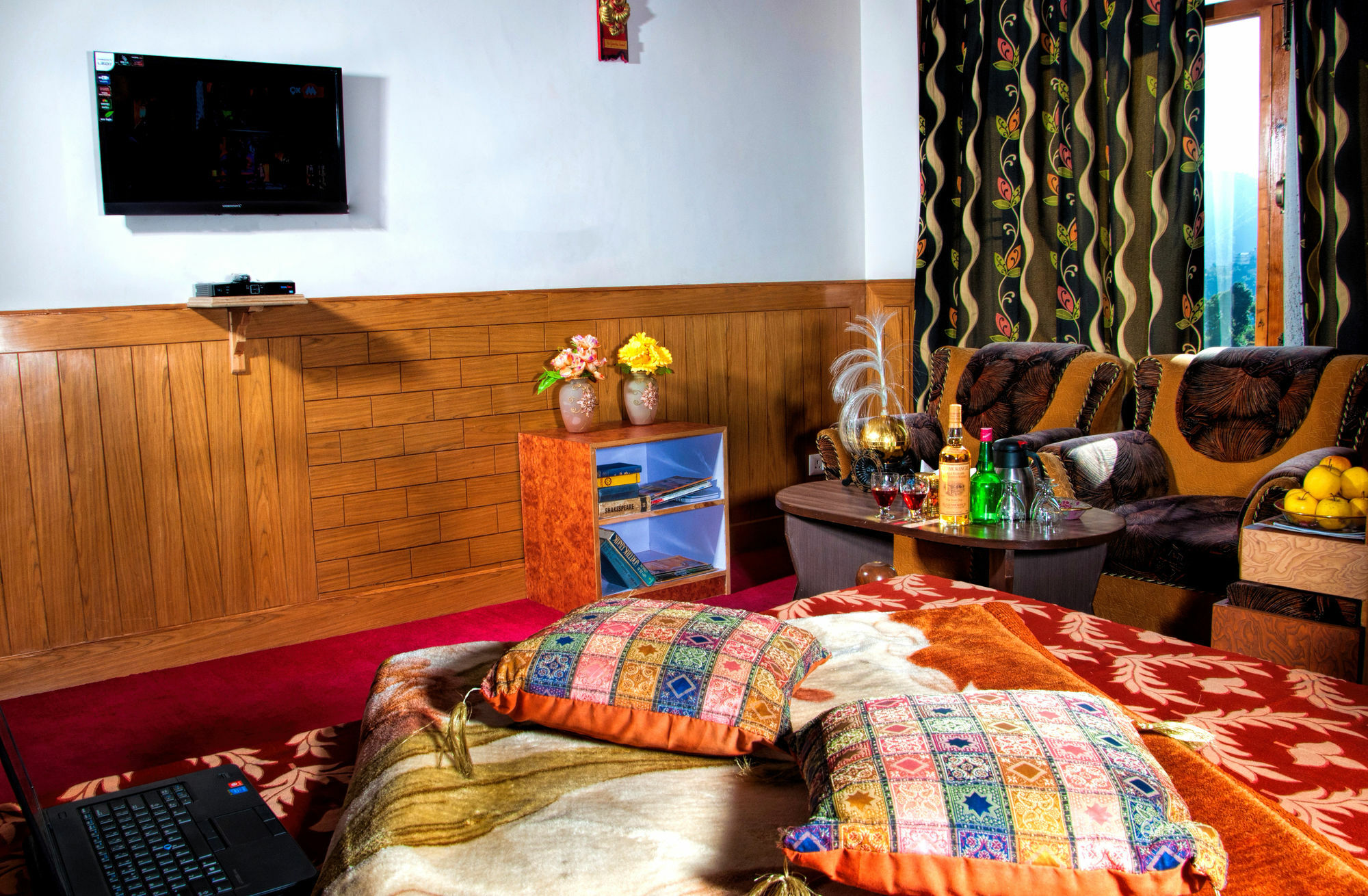 Homestay Oyo 14106 Exotic Hill View Shoghi