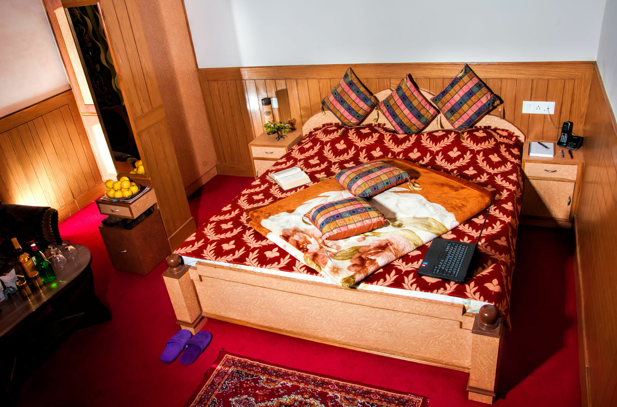 Oyo 14106 Exotic Hill View Shoghi Homestay *