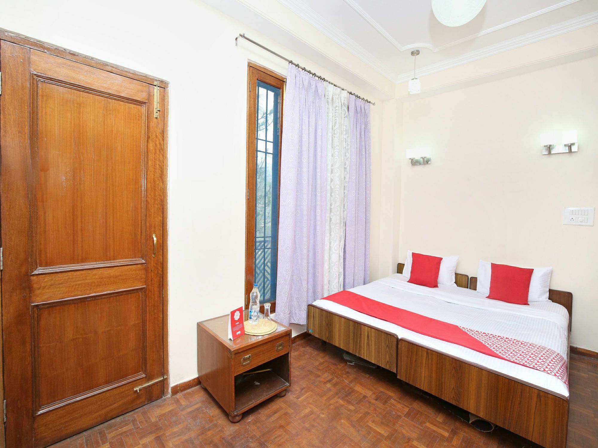 Oyo 14365 Modern Oak Apertement 2bhk Kachighati Apartment