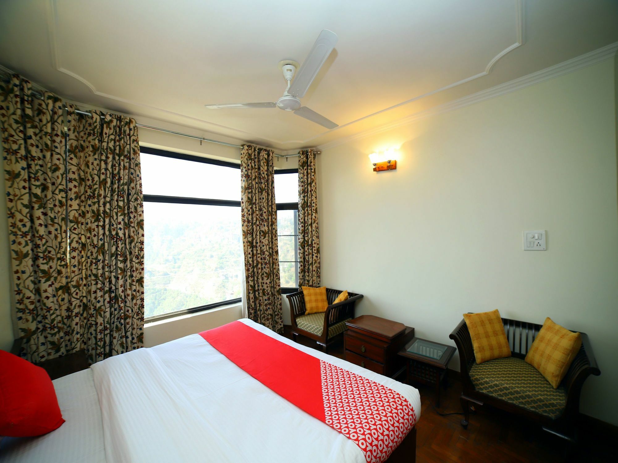 Apartment Oyo 13165 Valley View Mehali *