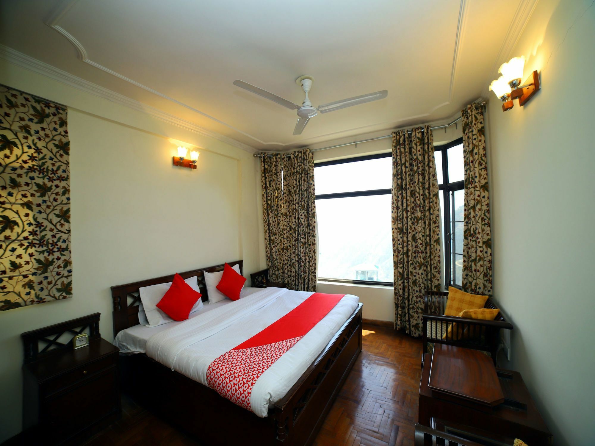Apartment Oyo 13165 Valley View Mehali Shimla
