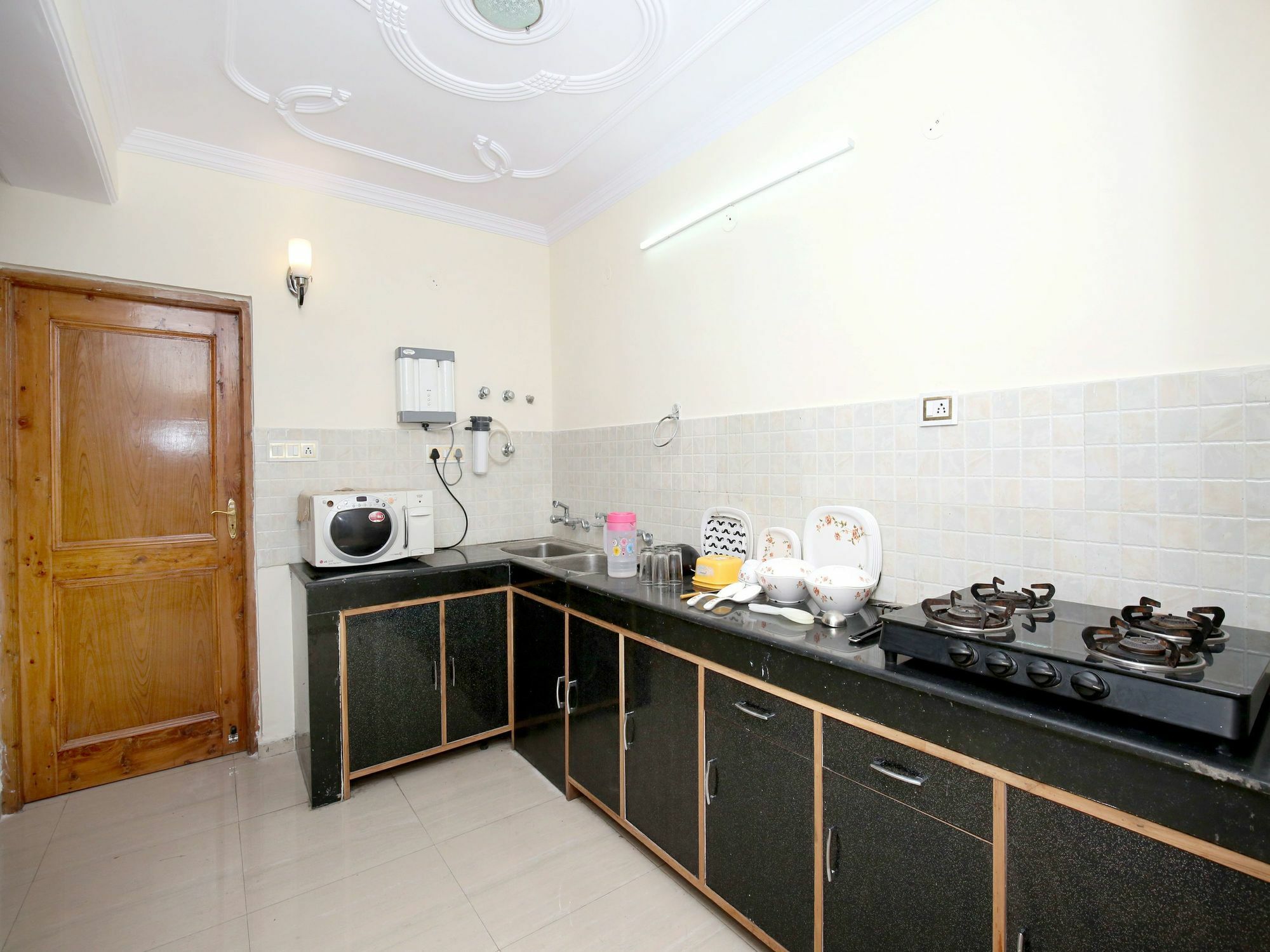 Oyo 13618 2bhk The Mystique Loft Tuttikandi Apartment *