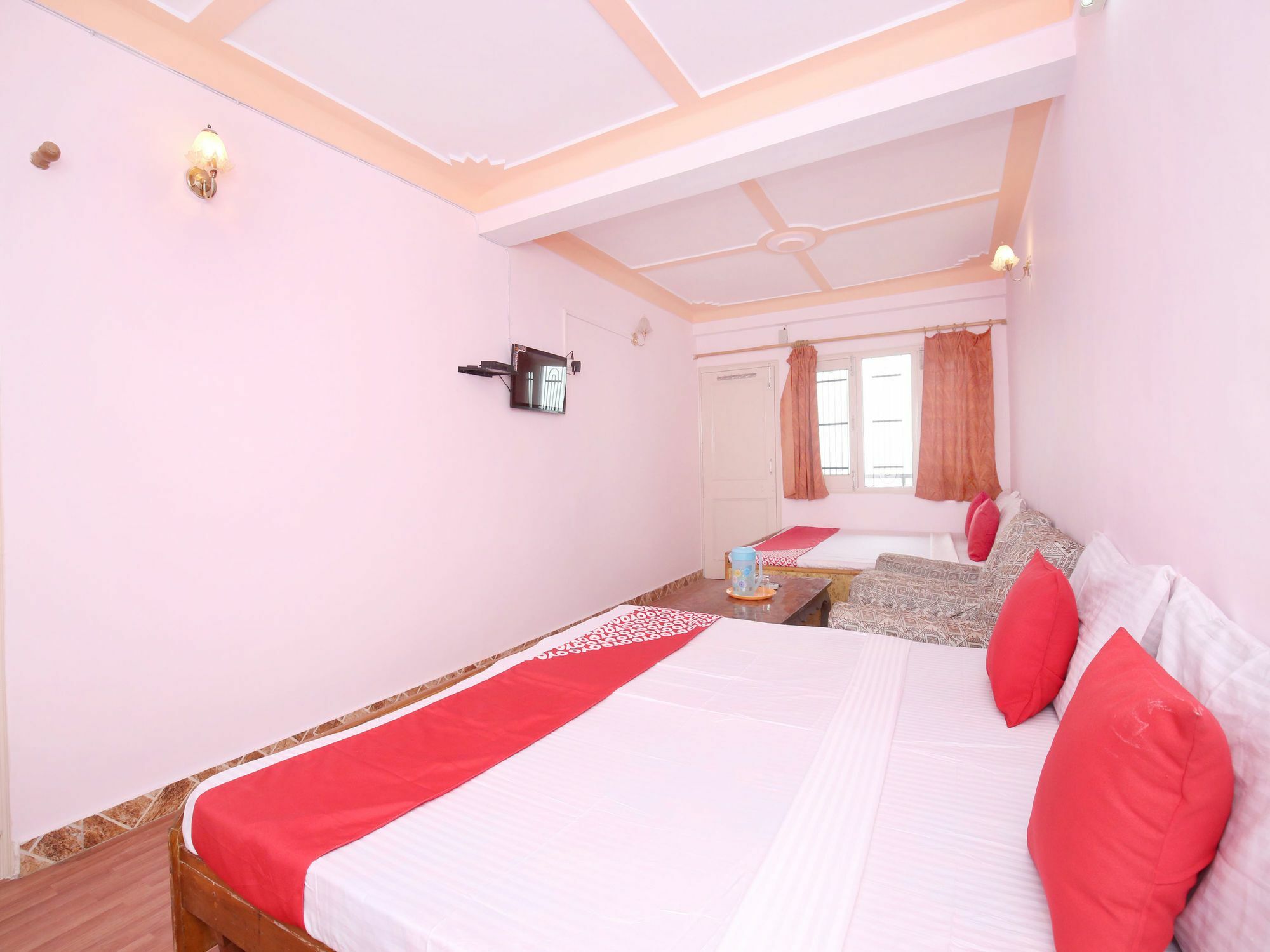 Apartment Oyo 13921 Valley View Near Kamyana *