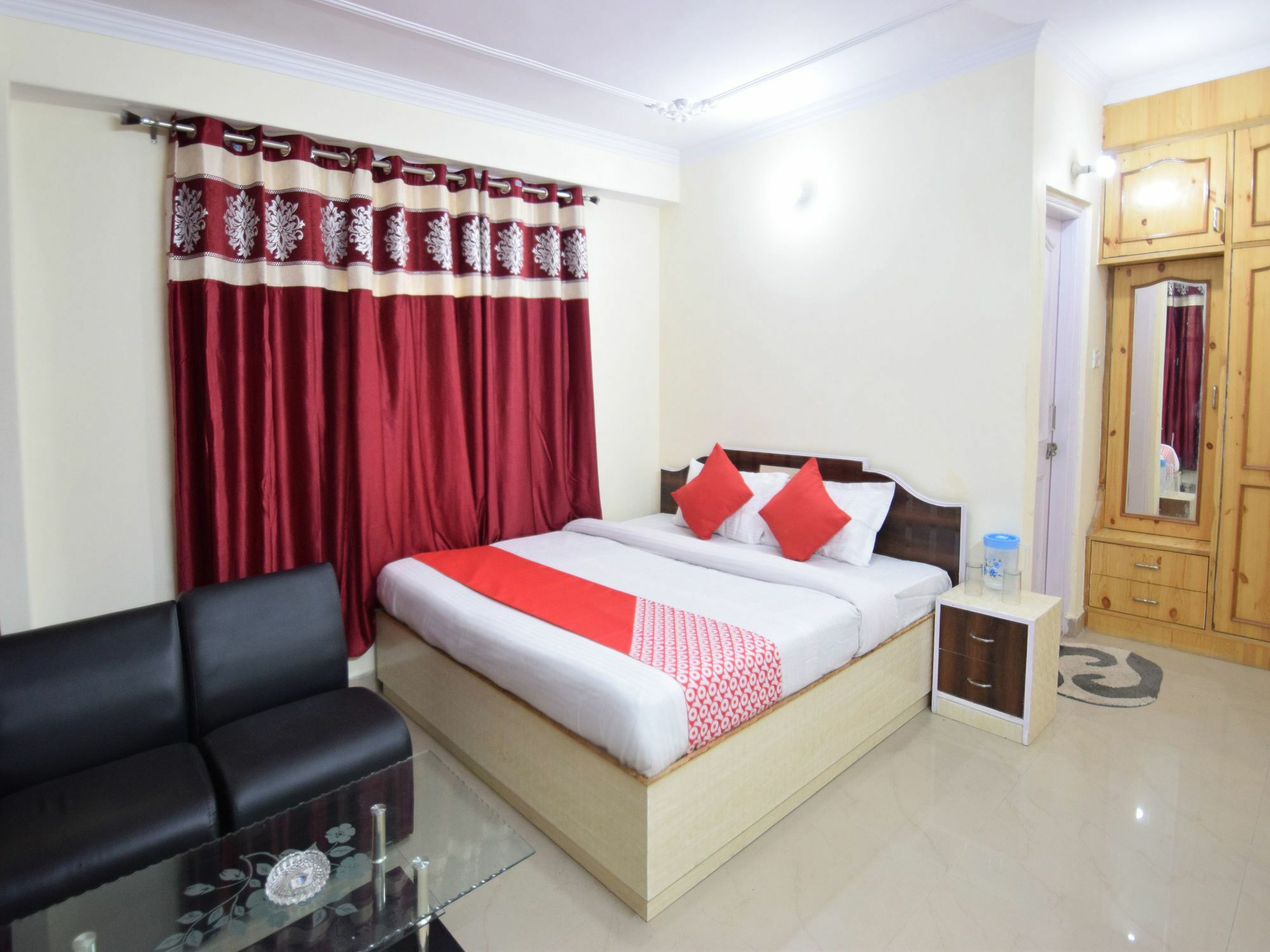 Oyo 11658 2bhk Mountain View Sec 4 New Apartment Shimla