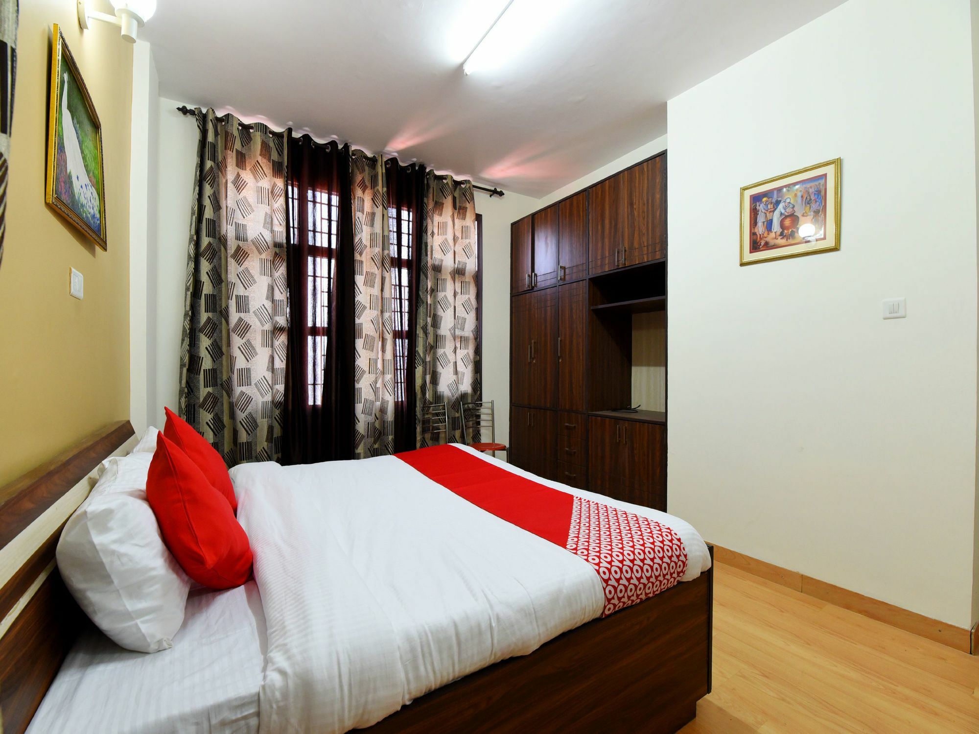 Oyo 14122 Modern 2bhk Hills View Himuda Colony Kasumptti