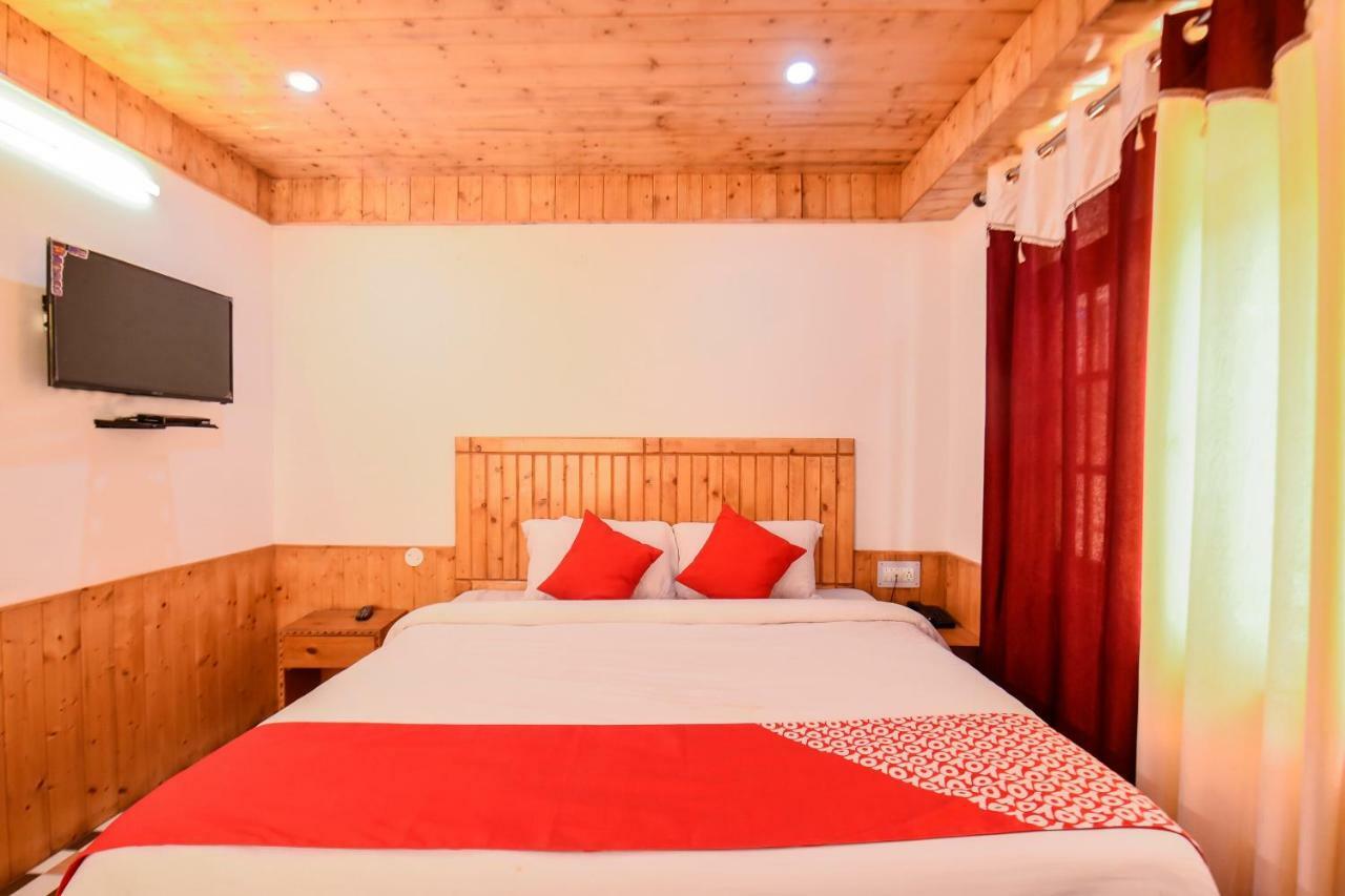 Oyo 14202 Rajinder Regency Hotel 3*