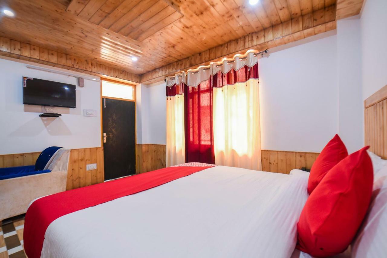 Hotel Oyo 14202 Rajinder Regency