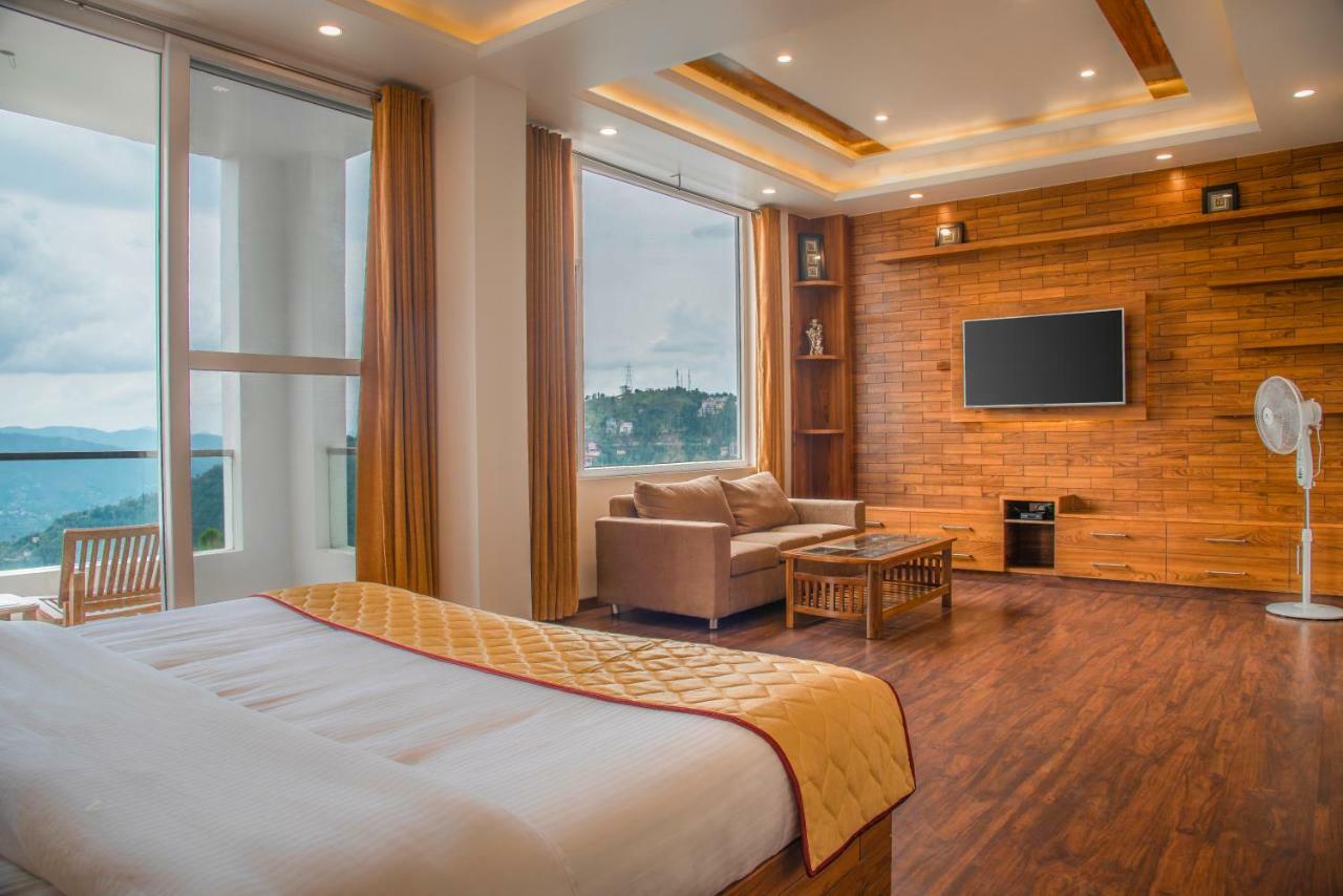 Homestay The White Haven