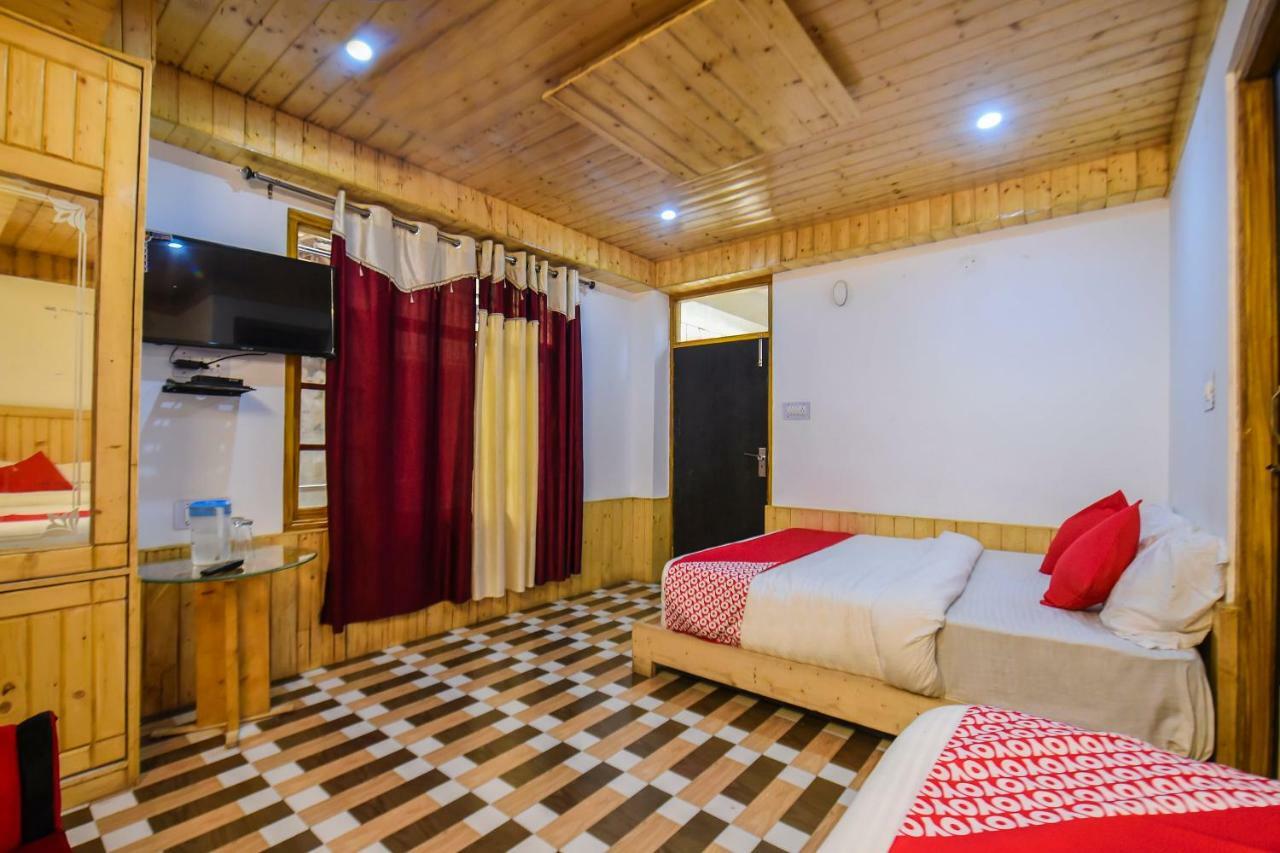 Hotel Oyo 14202 Rajinder Regency
