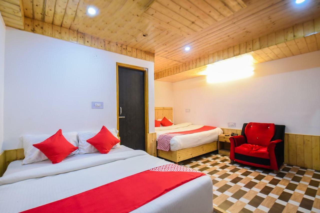 Hotel Oyo 14202 Rajinder Regency 3*