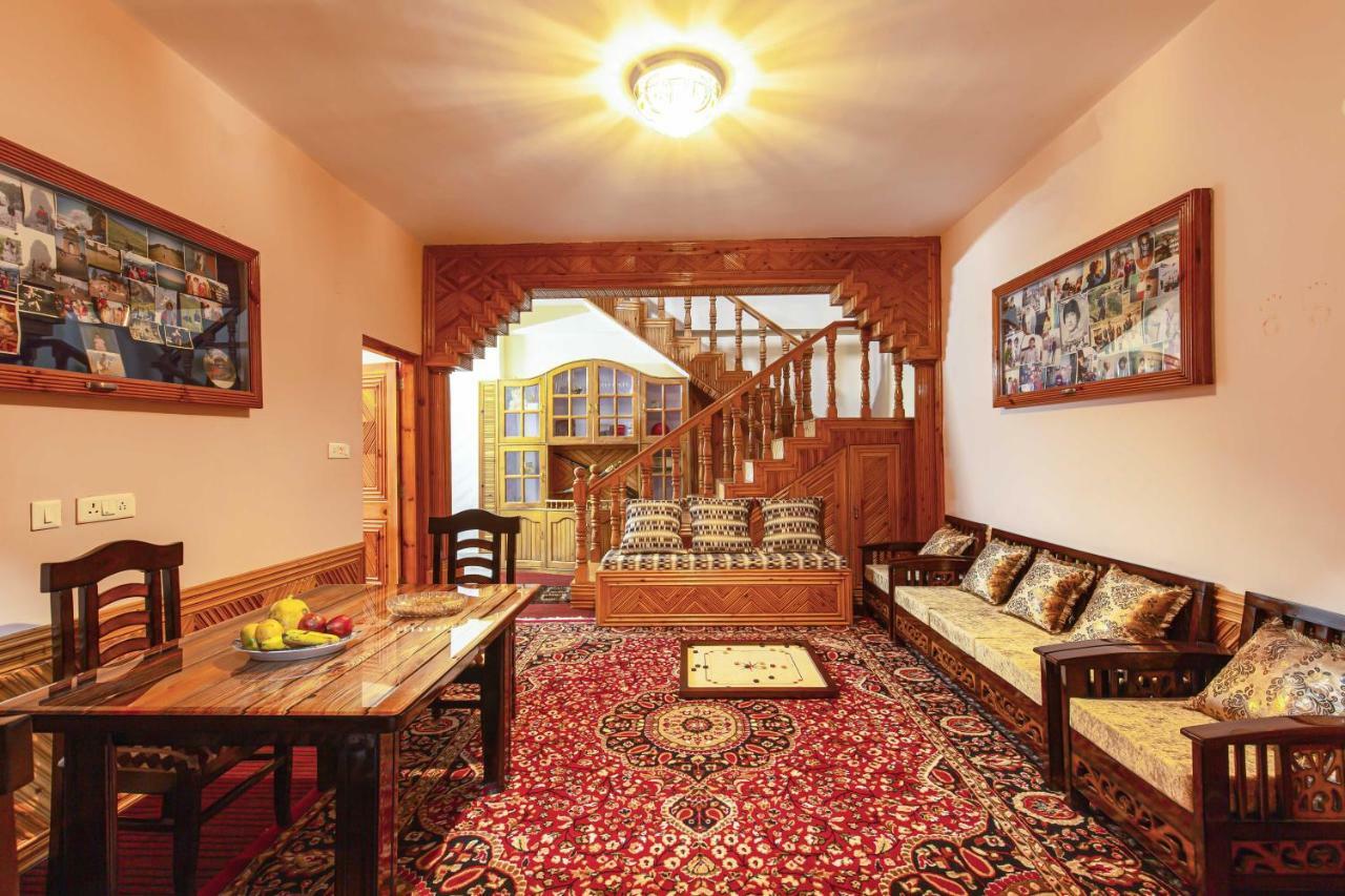 Homestay Zostel Homes Kotkhai