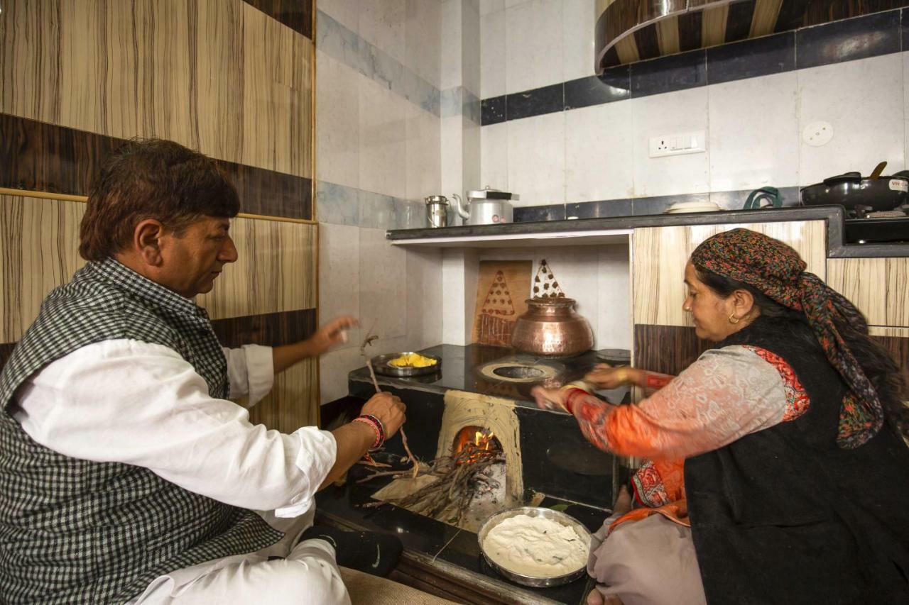 Homestay Zostel Homes Kotkhai Shimla