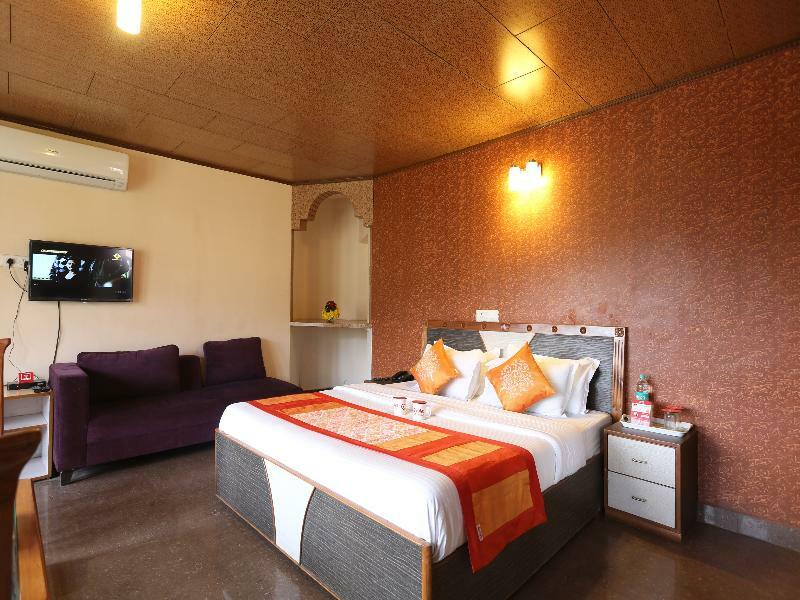 Capital O 18601 Zurich Resort 3*