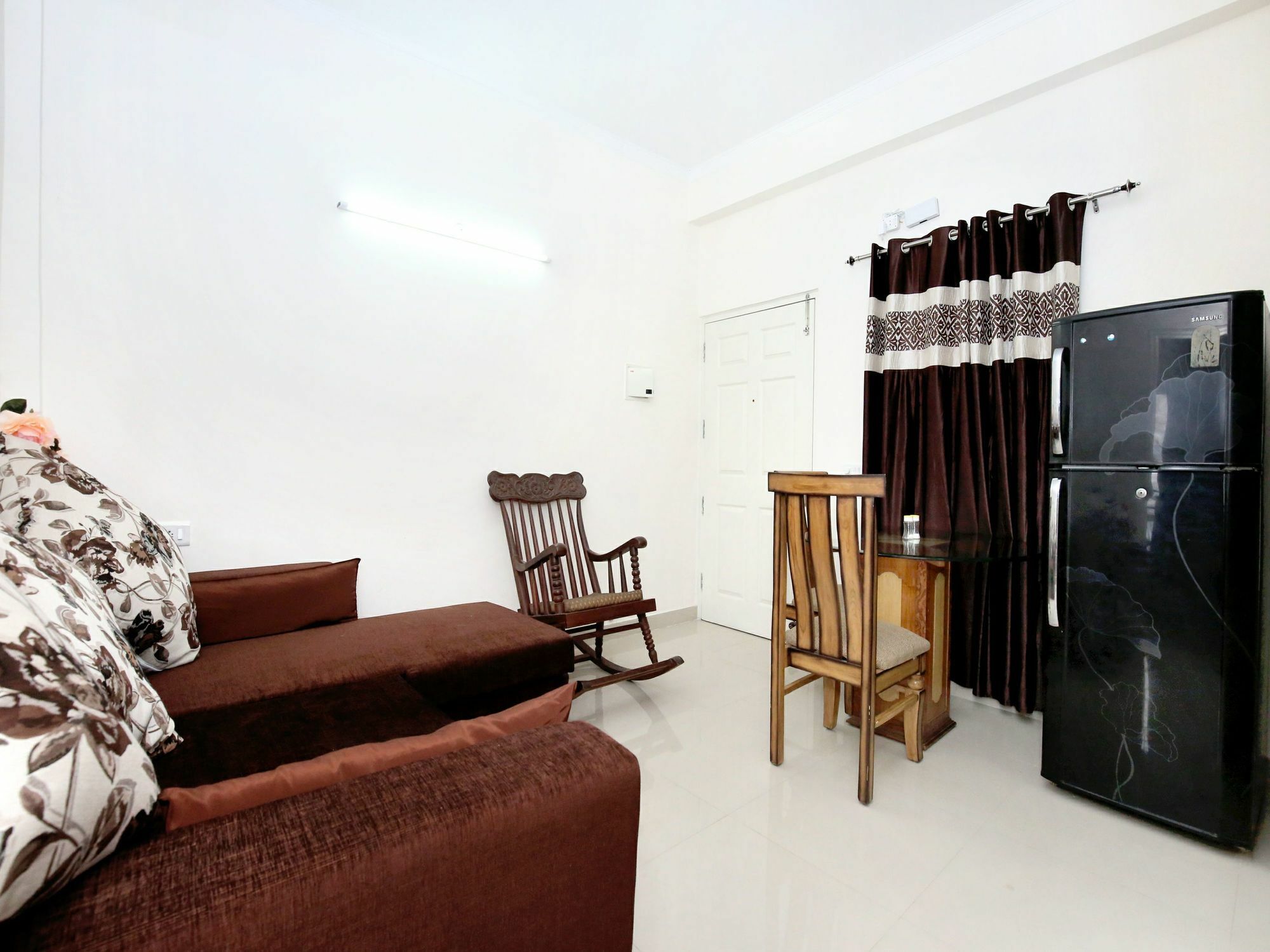 Hotel Oyo 11486 1bhk Nature's Paradise Shimla