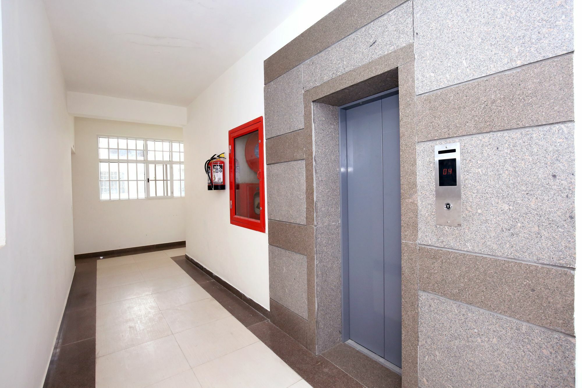 Guest house Hill View 2bhk Sojourn In Bharari, 3*