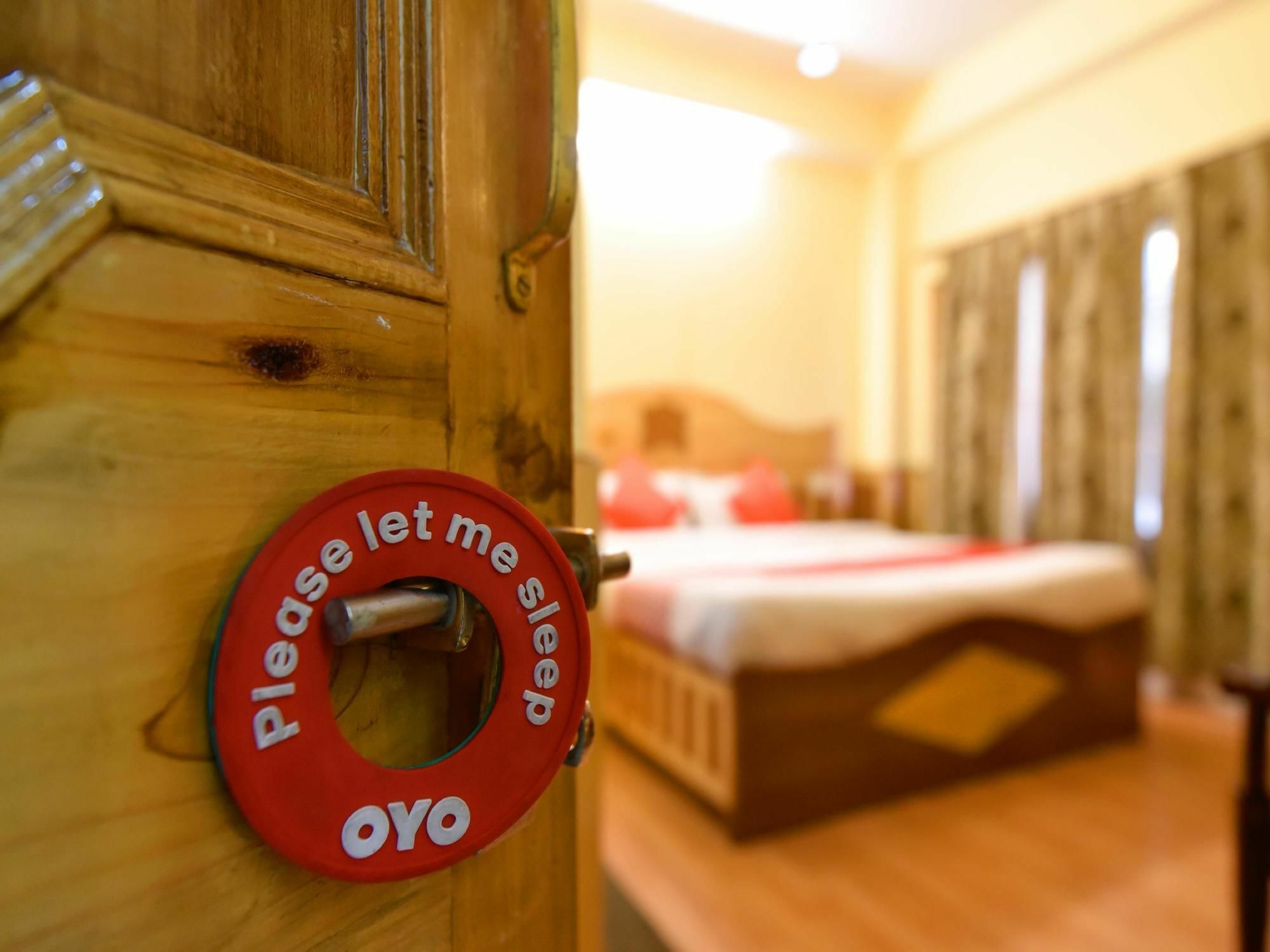 Oyo 4681 Snow Flake Hotel