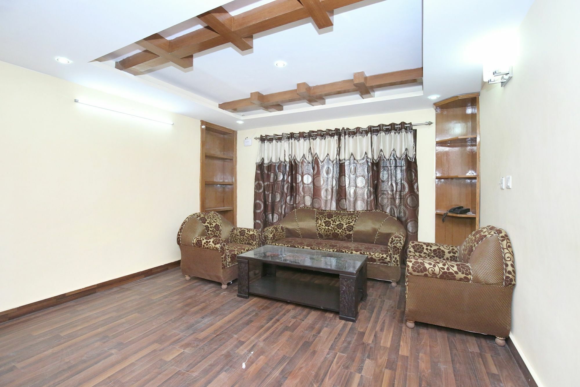 Oyo 10980 2bhk Shady Edge Kaithu Shimla