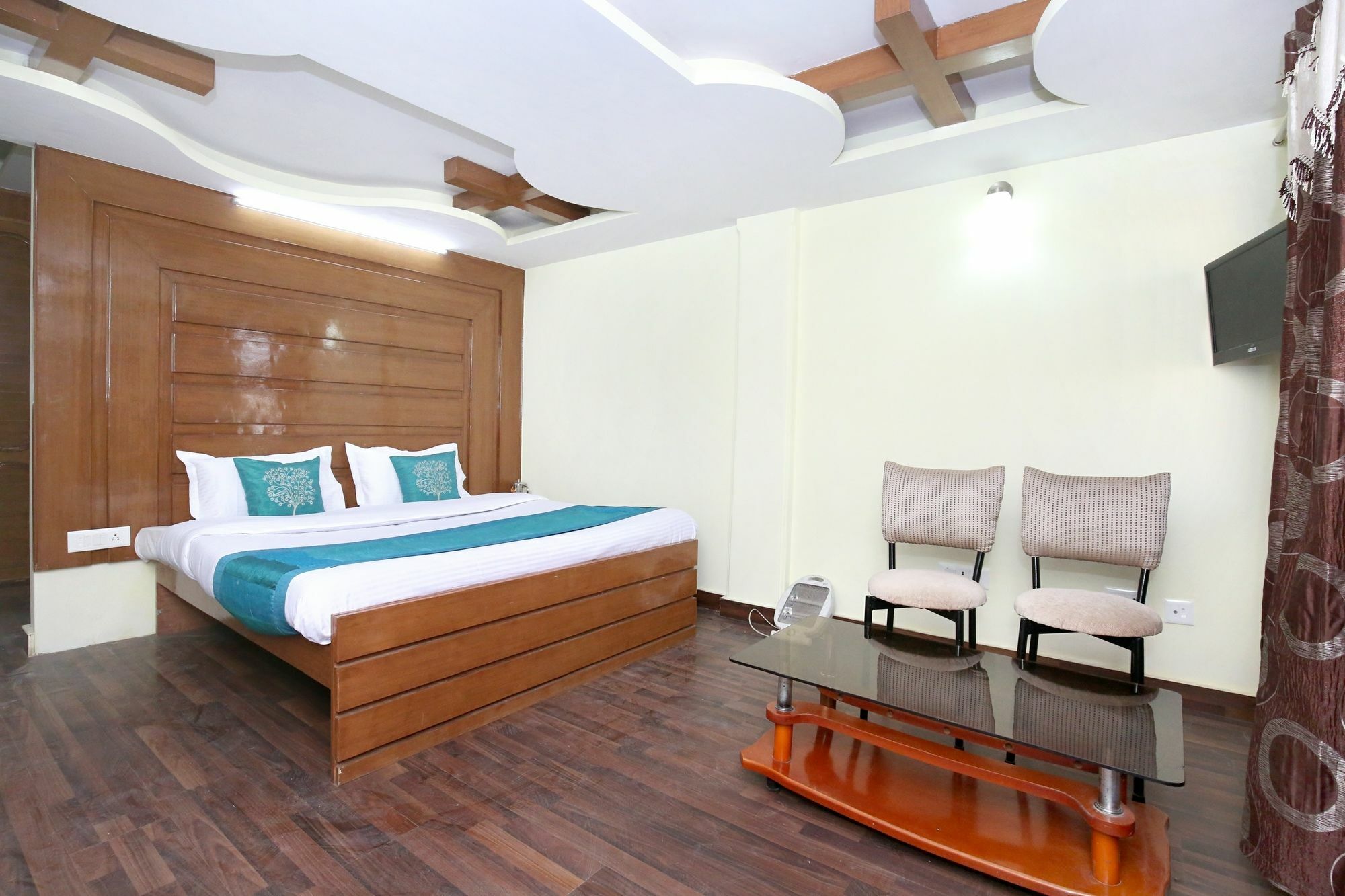 Oyo 10980 2bhk Shady Edge Kaithu Apartment *