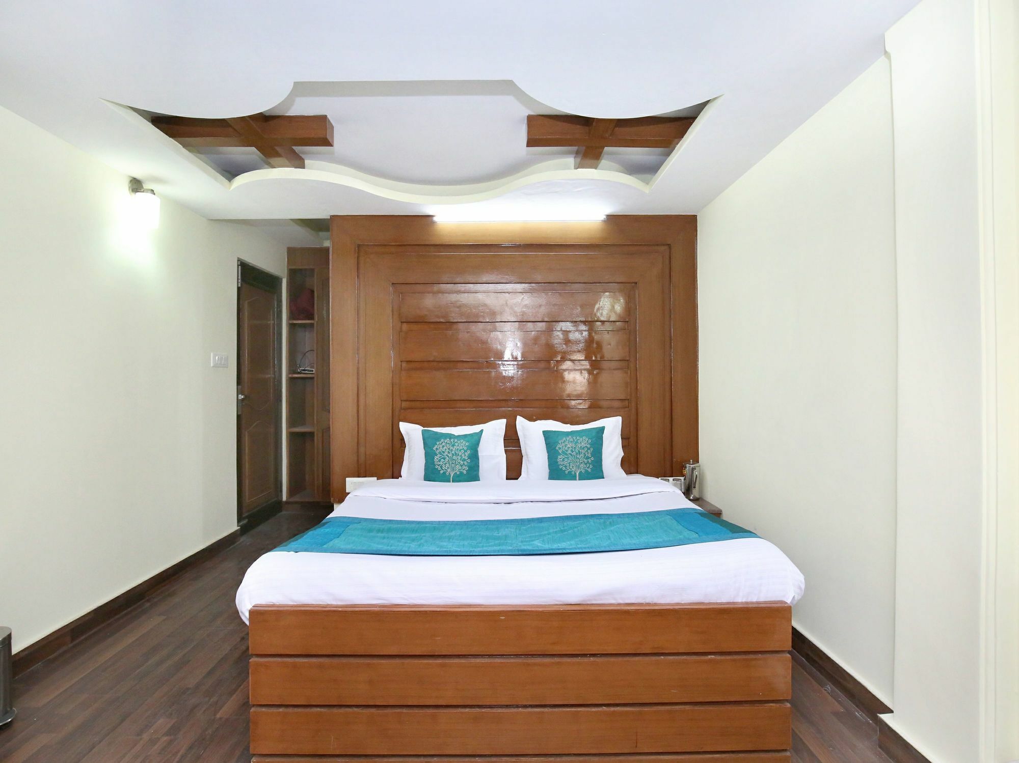 Oyo 10980 2bhk Shady Edge Kaithu