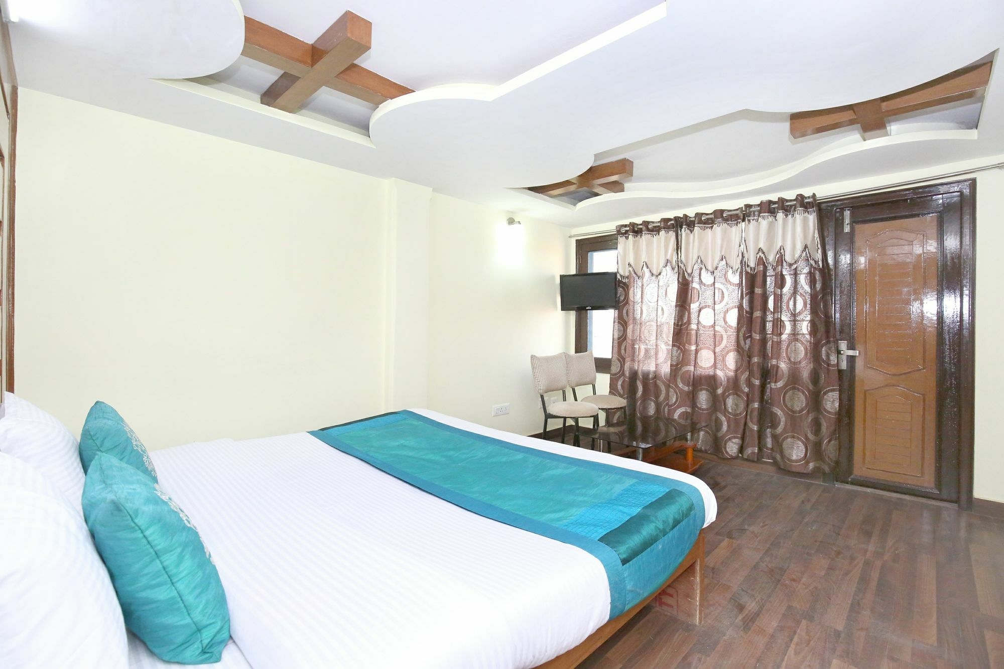 Oyo 10980 2bhk Shady Edge Kaithu Apartment *
