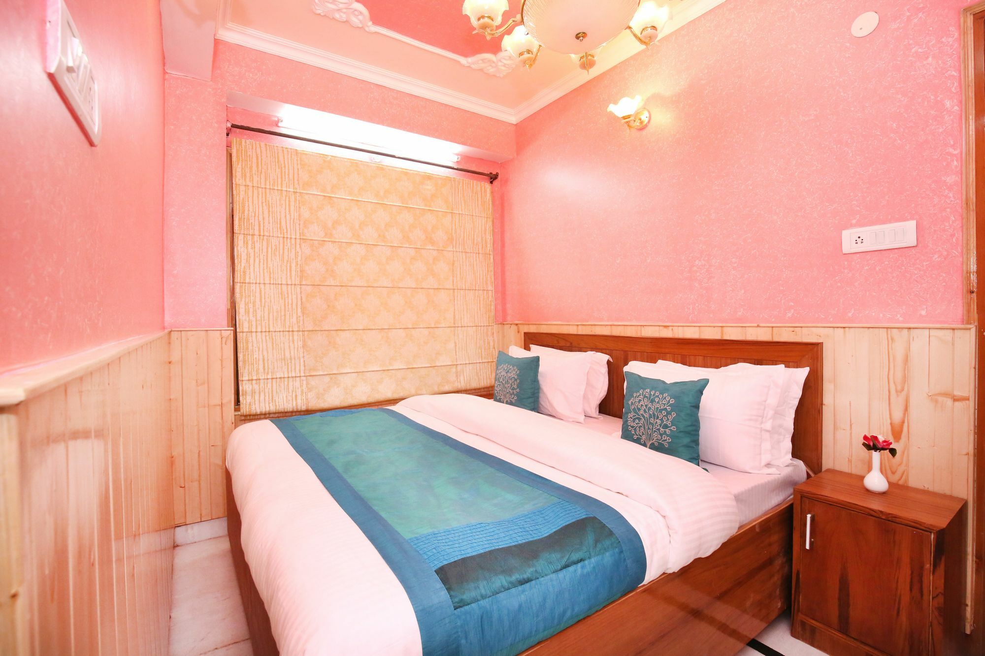 2rk In Panthaghati, Apartment