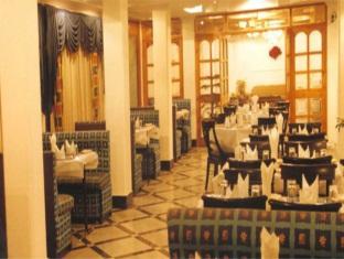 Hotel De Park 3*