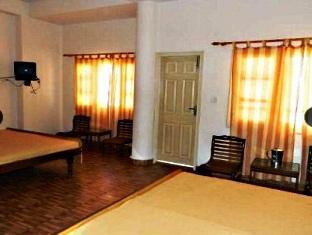 Hotel Satyam Regency 4*