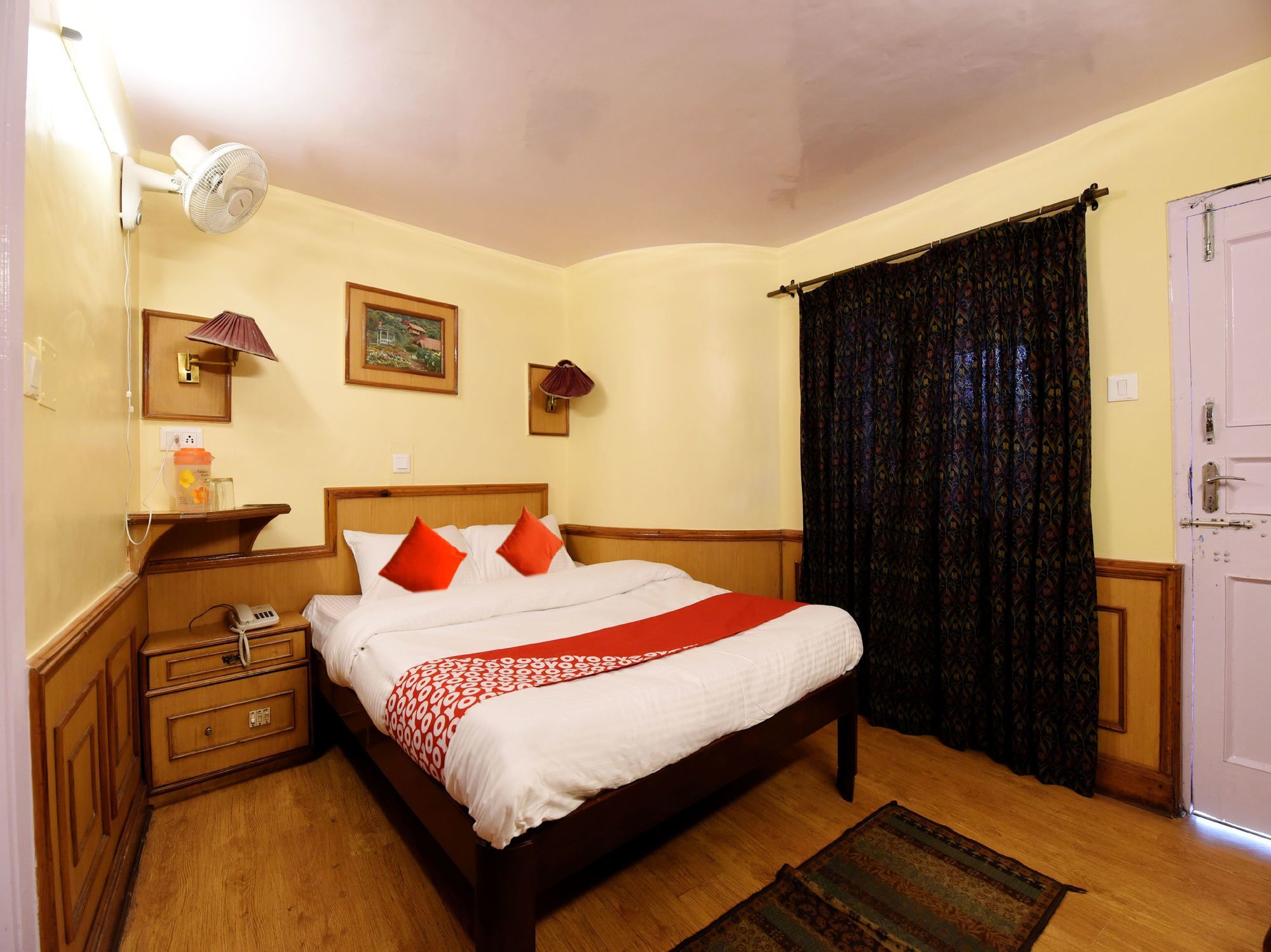 Hotel Oyo 12268 Samrat 3*