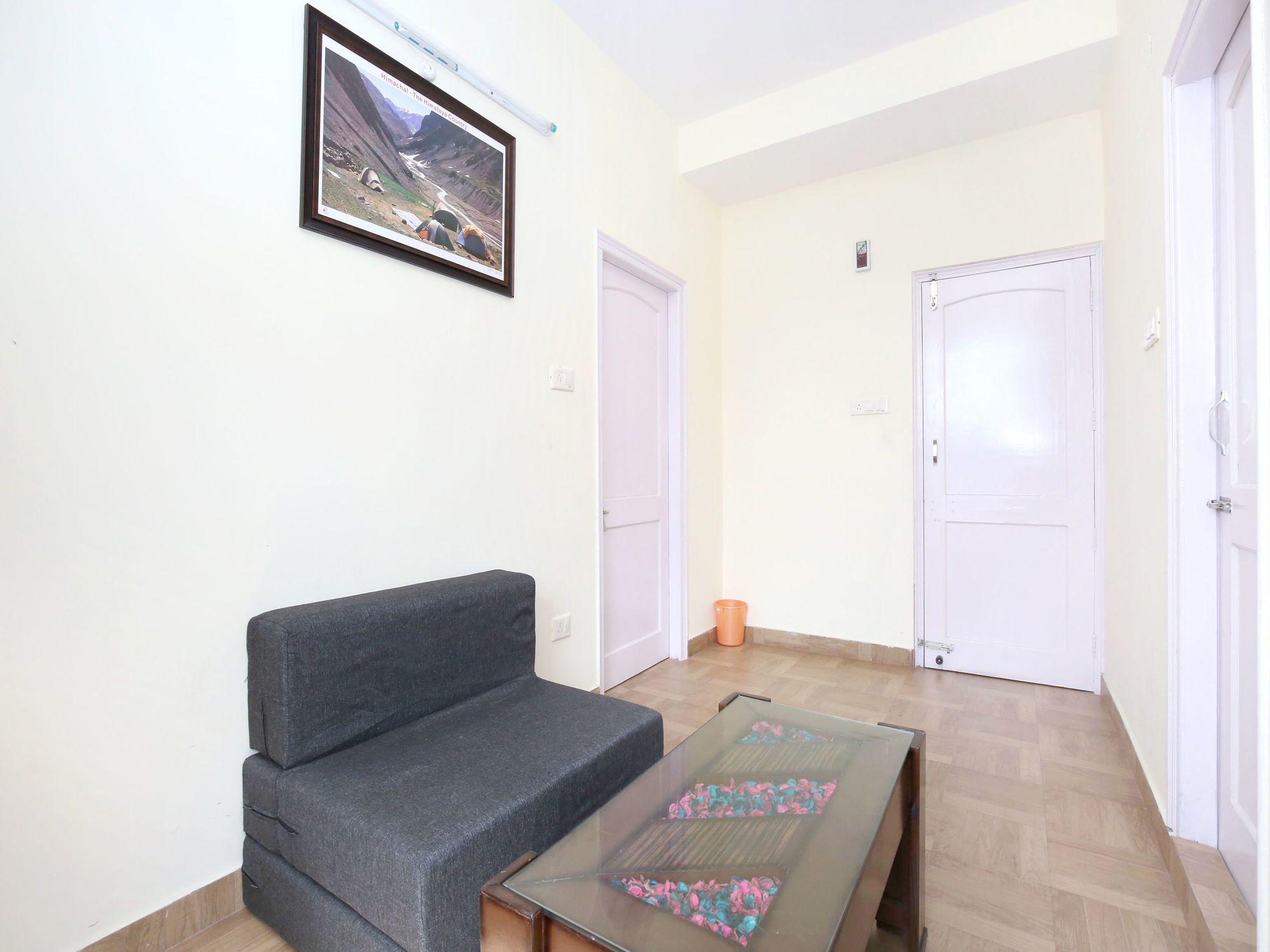 Valley View 1bhk Home, Bharari, Apartment *
