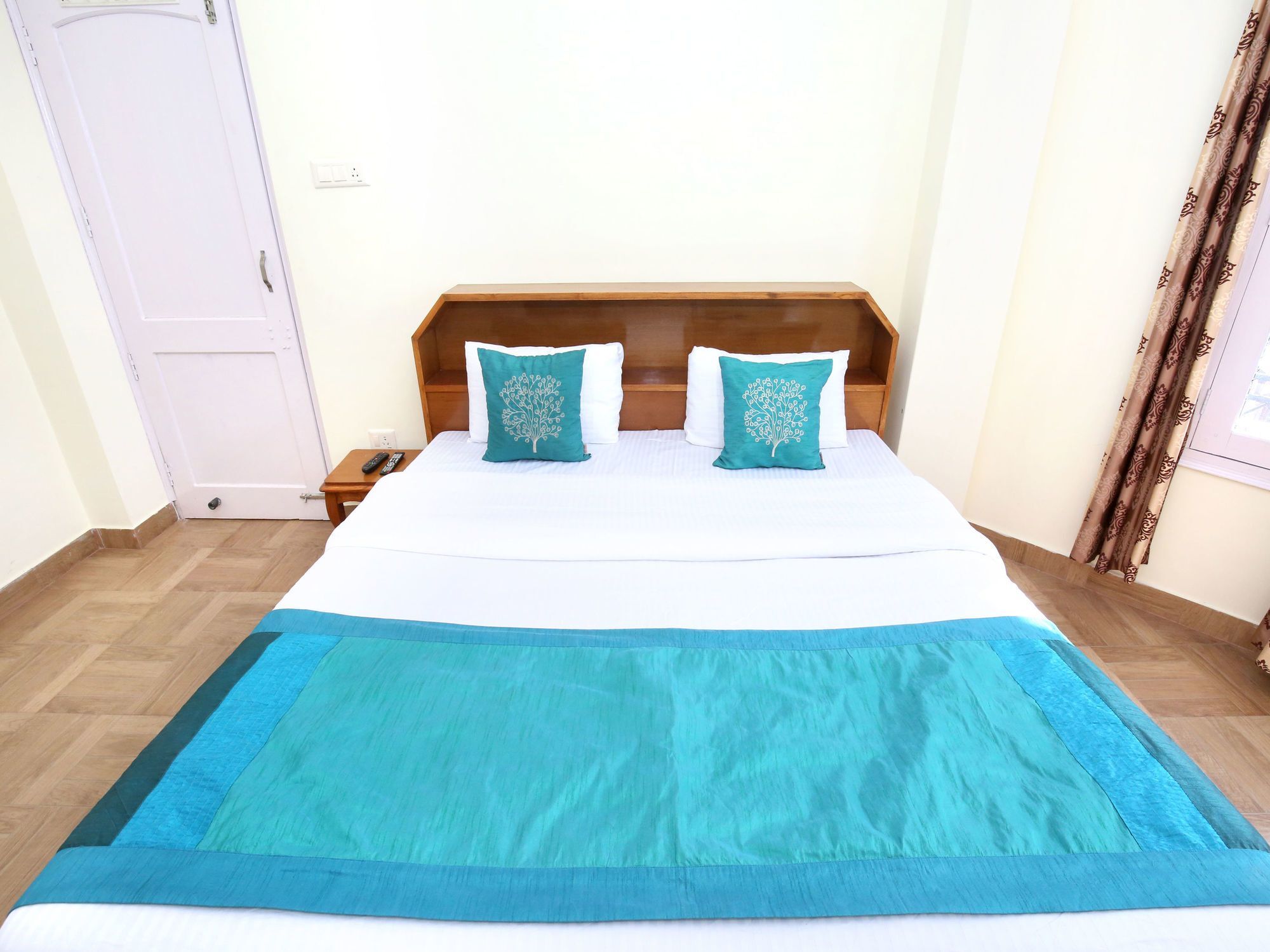Valley View 1bhk Home, Bharari, *